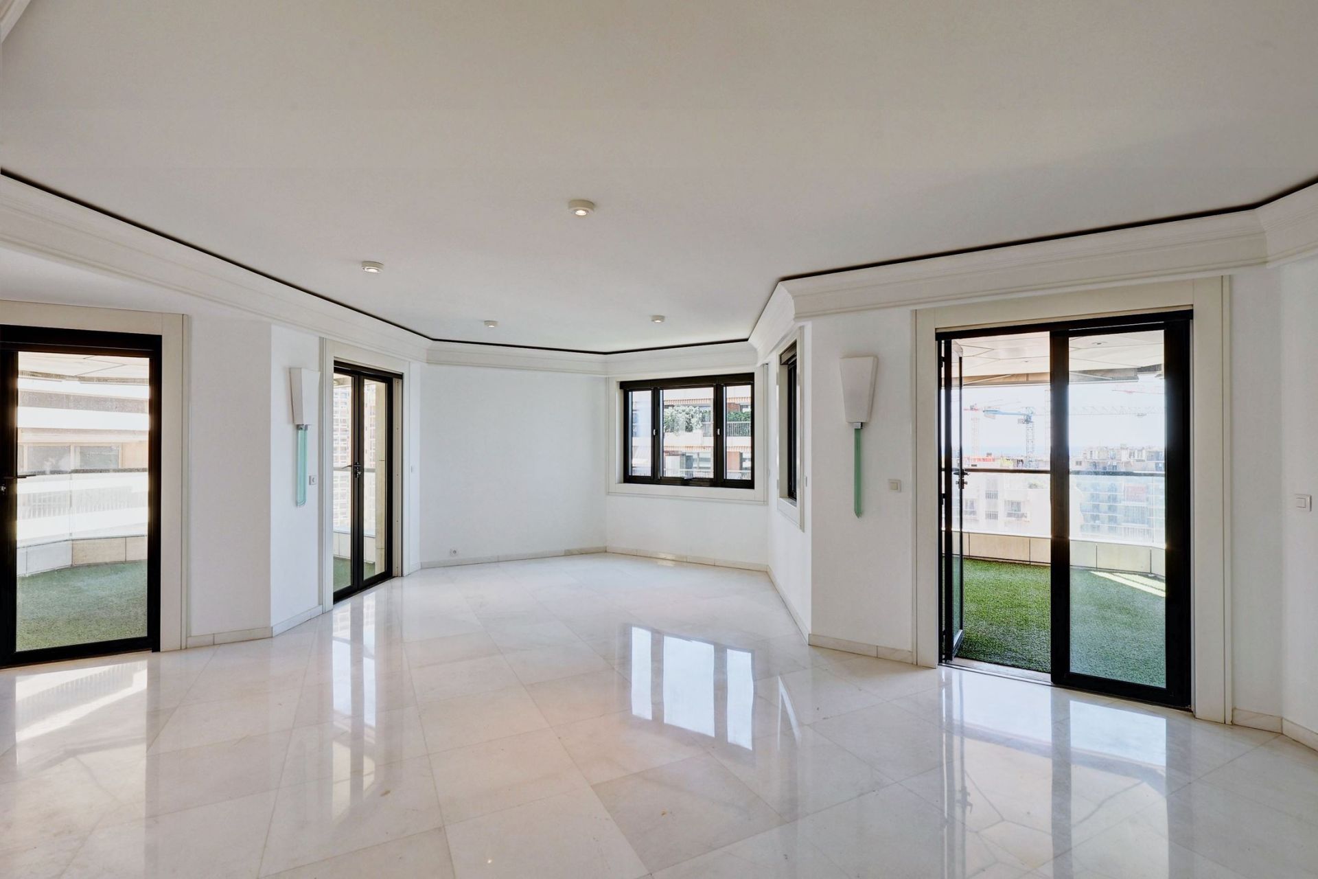 appartement 5 Pièces en vente sur MONACO (98000)