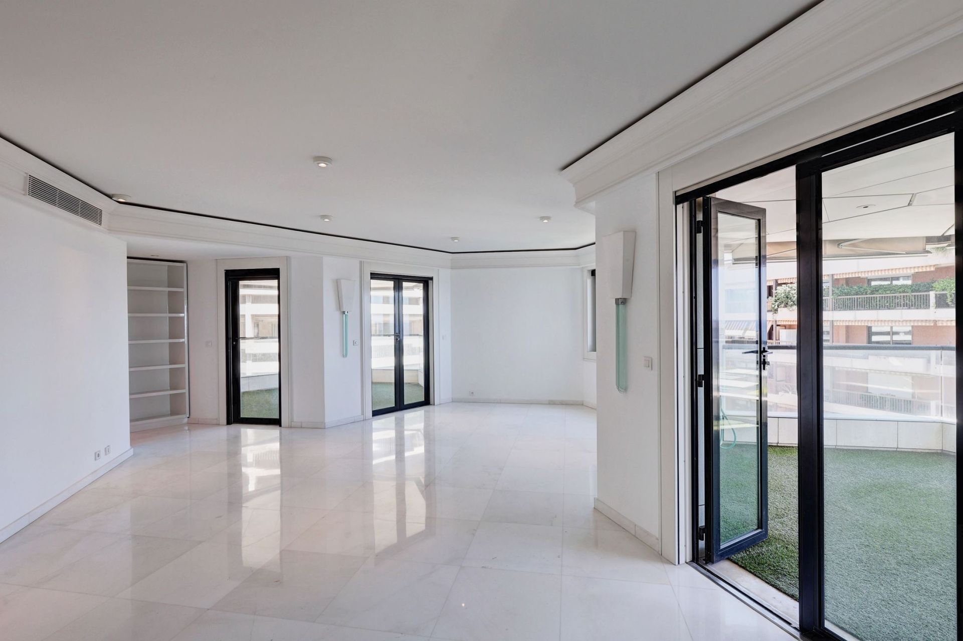 appartement 5 Pièces en vente sur MONACO (98000)