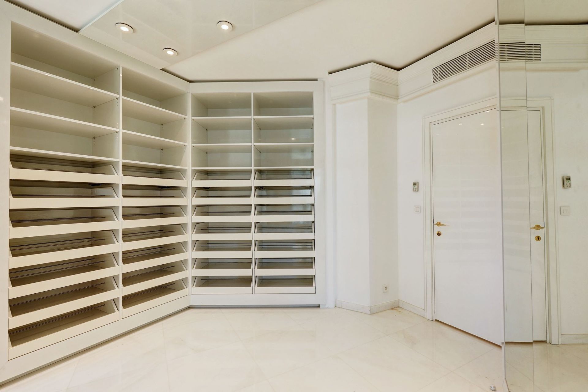 appartement 5 Pièces en vente sur MONACO (98000)