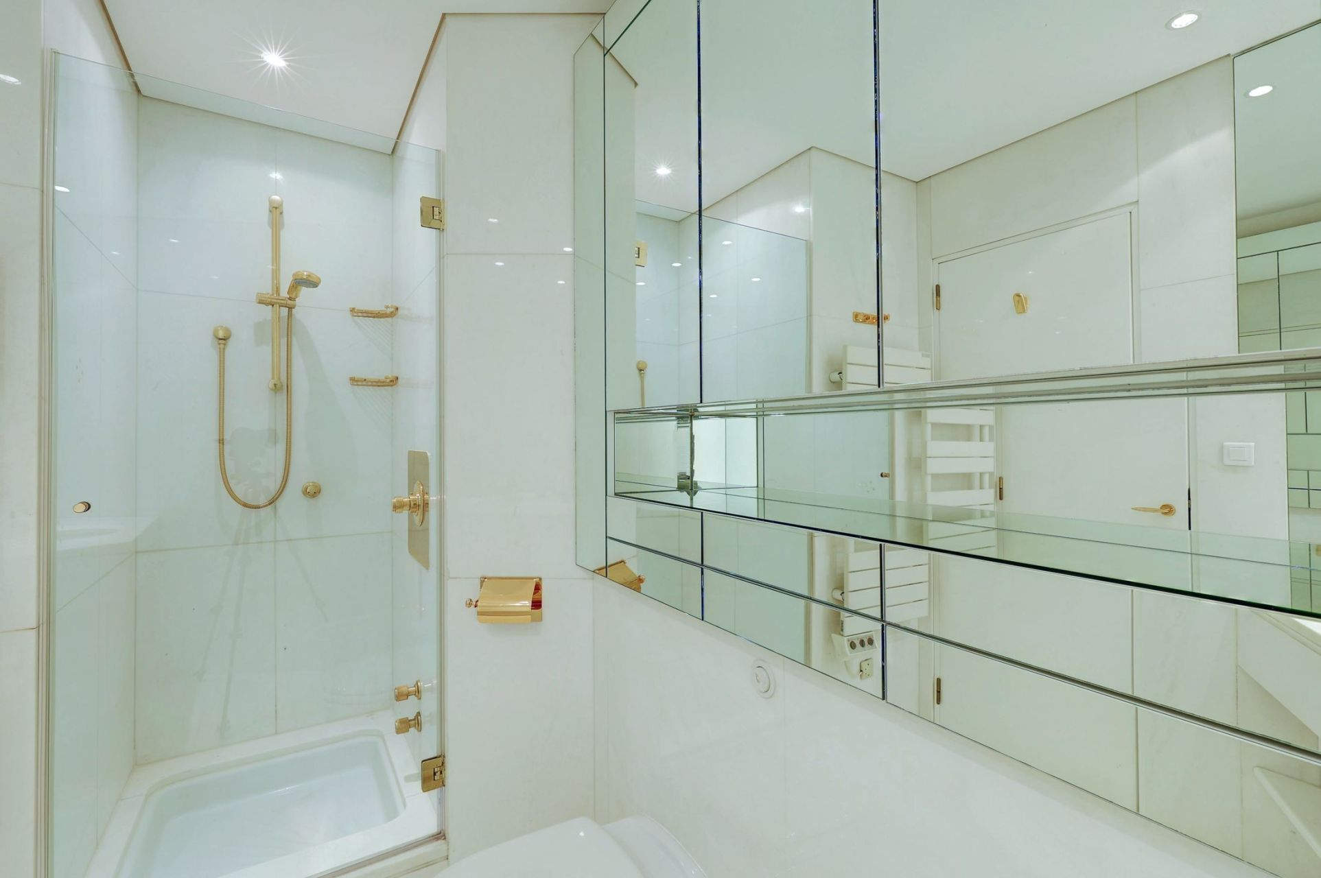 appartement 5 Pièces en vente sur MONACO (98000)