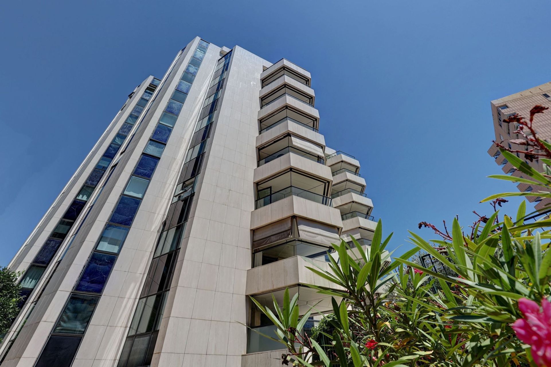 appartement 5 Pièces en vente sur MONACO (98000)