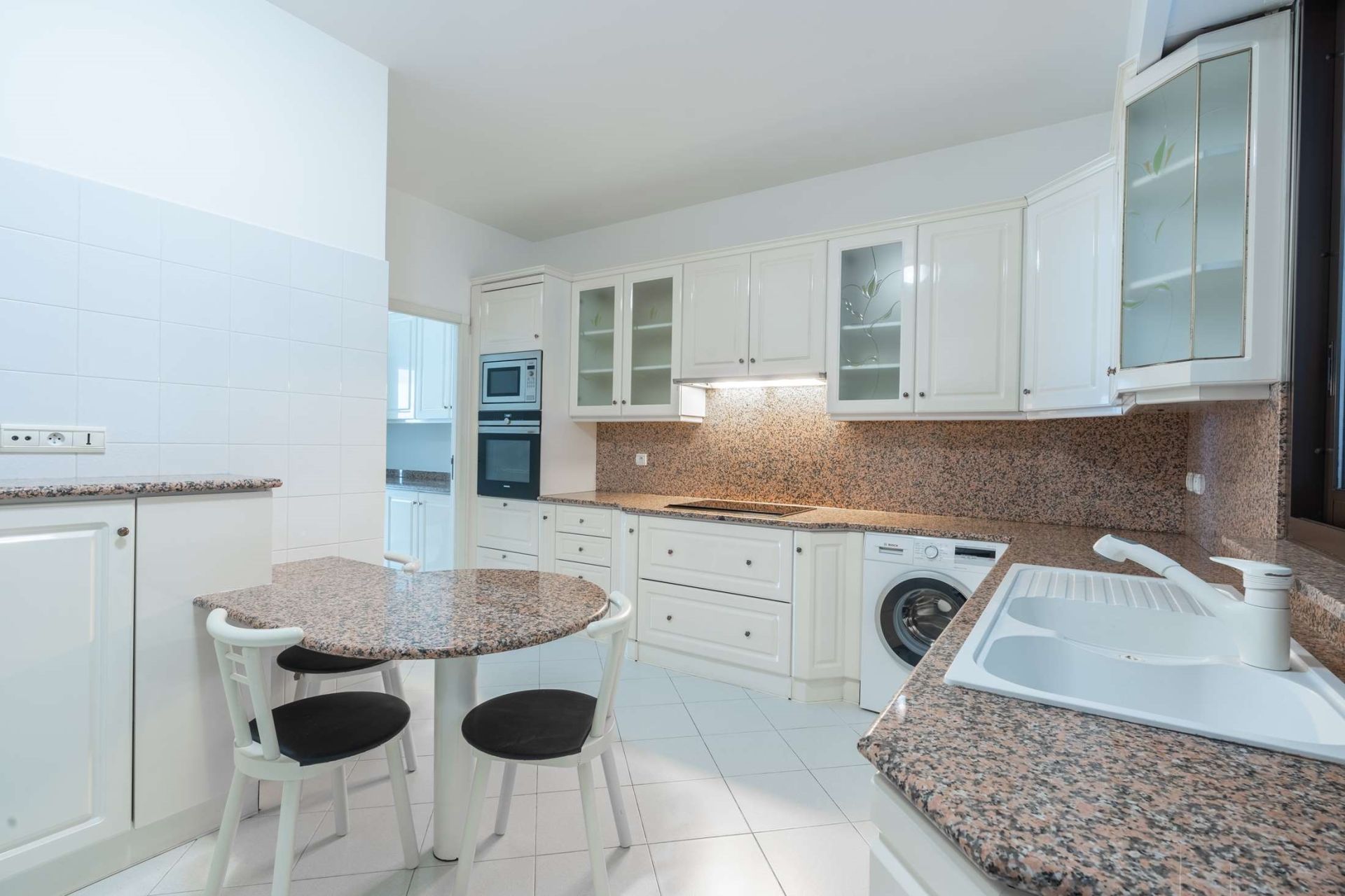 appartamento 4 Camere in vendita su MONACO (98000)