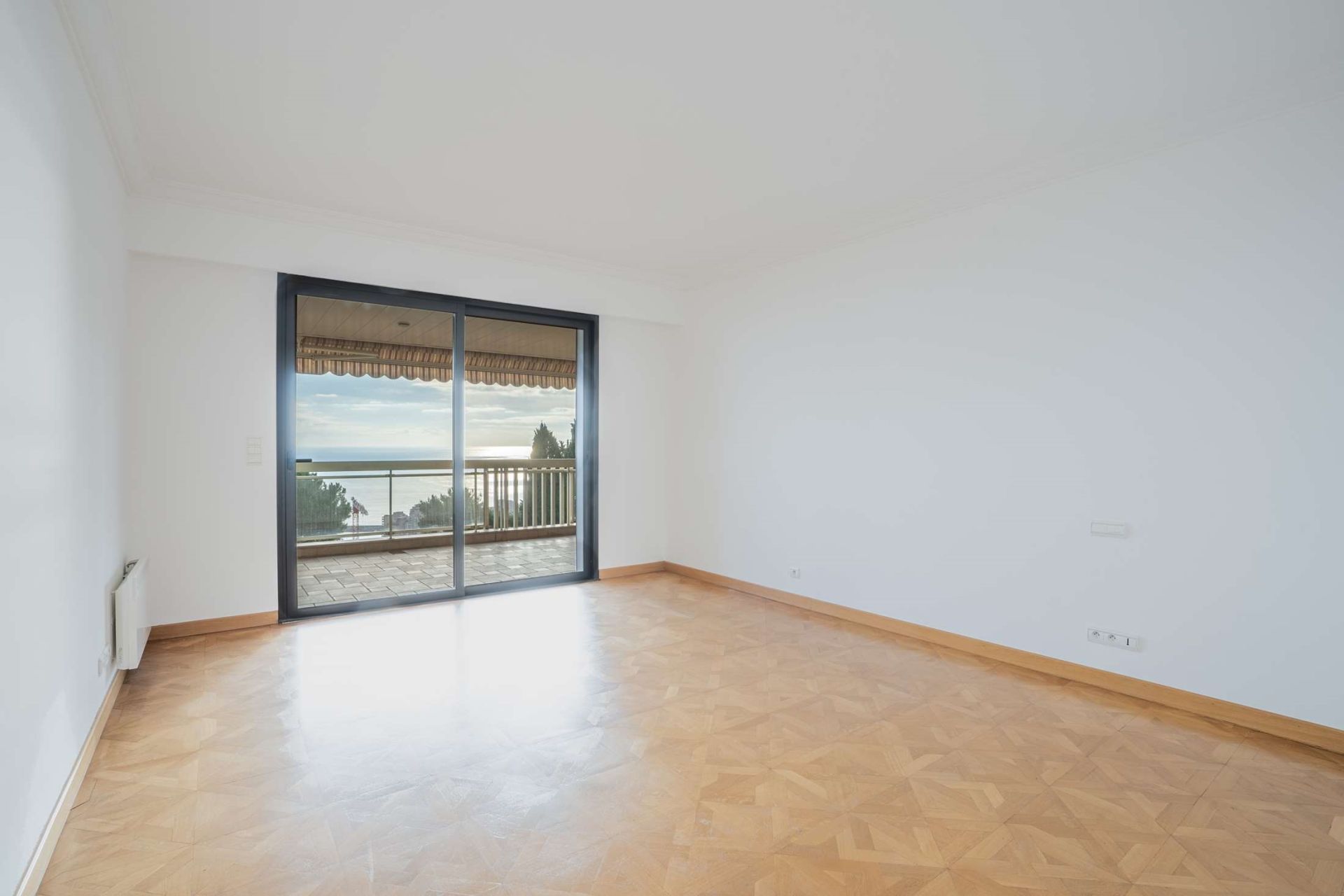 appartamento 4 Camere in vendita su MONACO (98000)