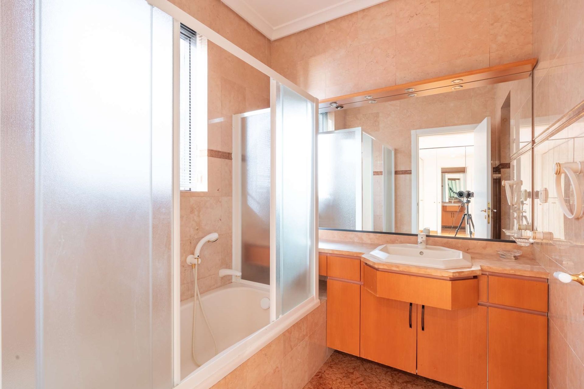 appartamento 4 Camere in vendita su MONACO (98000)