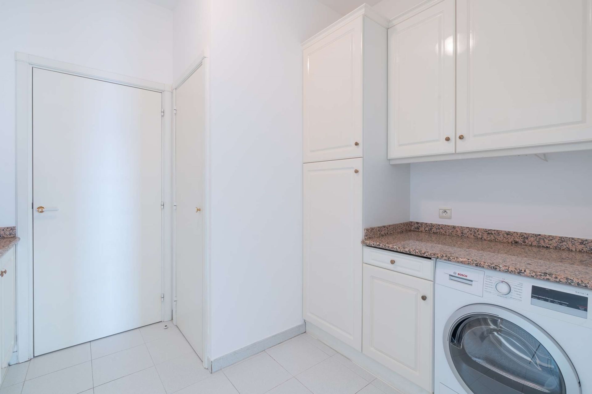 appartamento 4 Camere in vendita su MONACO (98000)