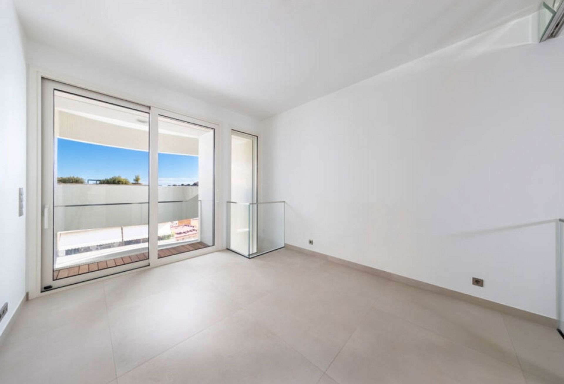 appartamento su due piani 2 Camere in vendita su MONACO (98000)