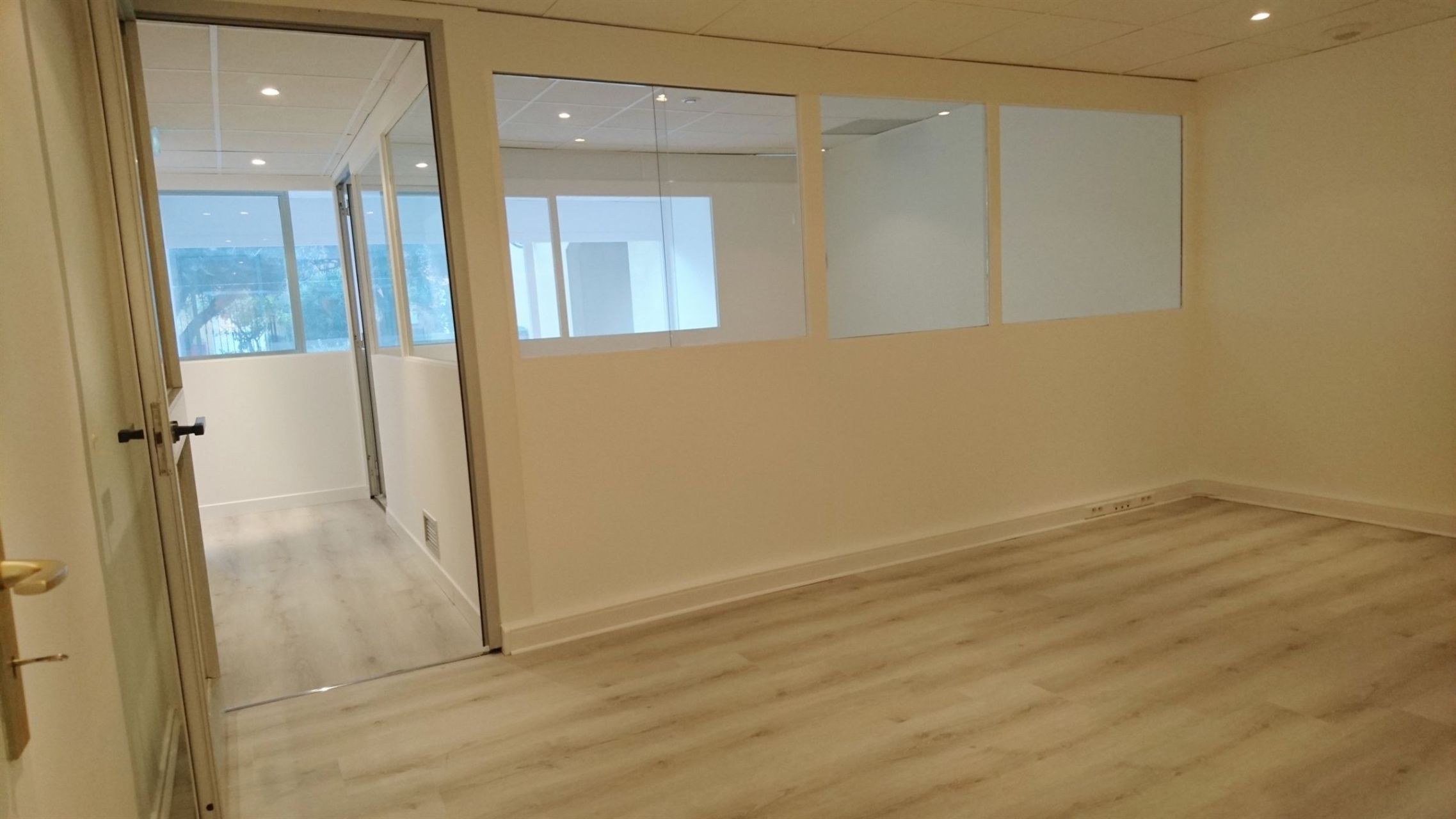 locale professionale in vendita su MONACO (98000)