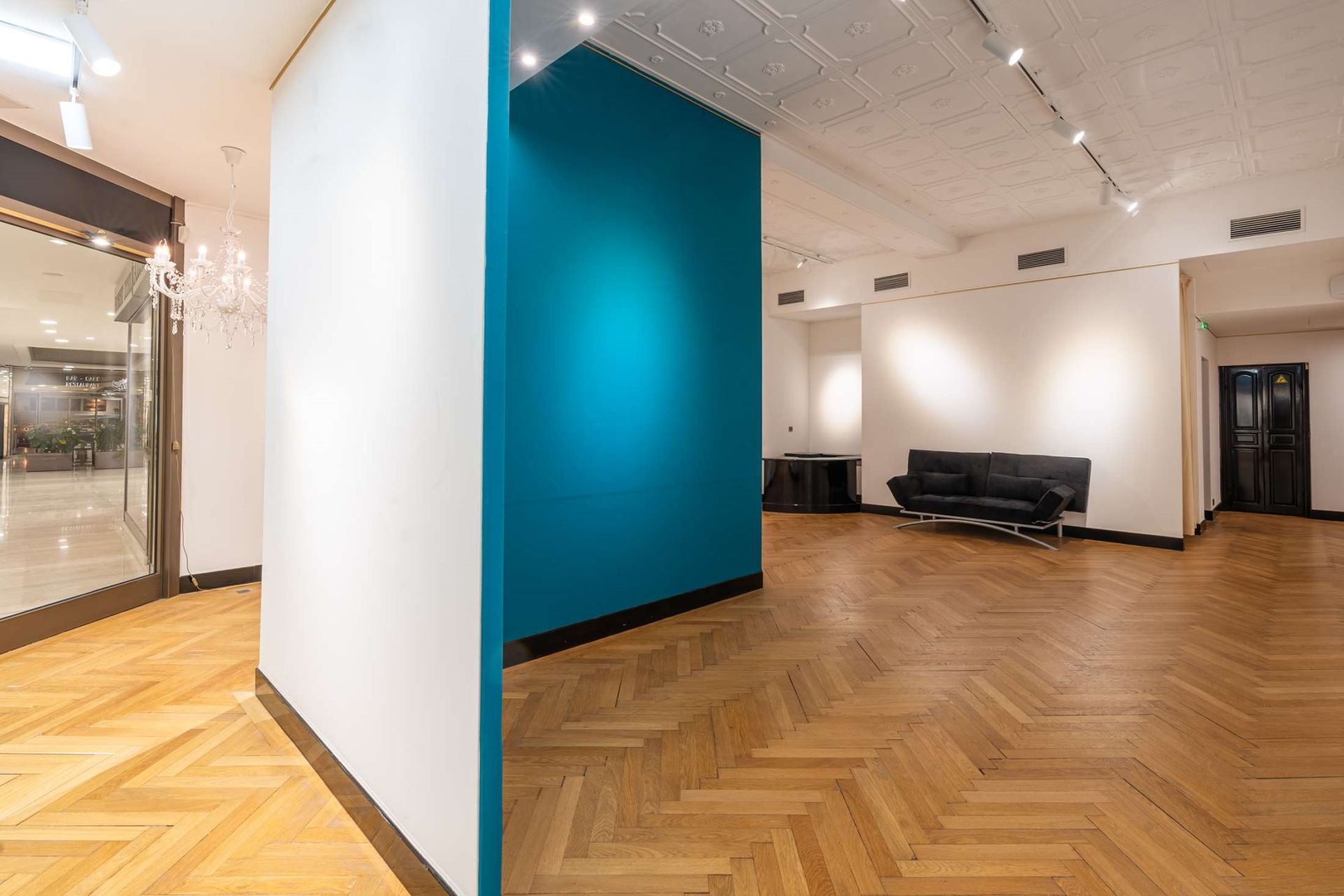 commercial local for sale on MONACO (98000)
