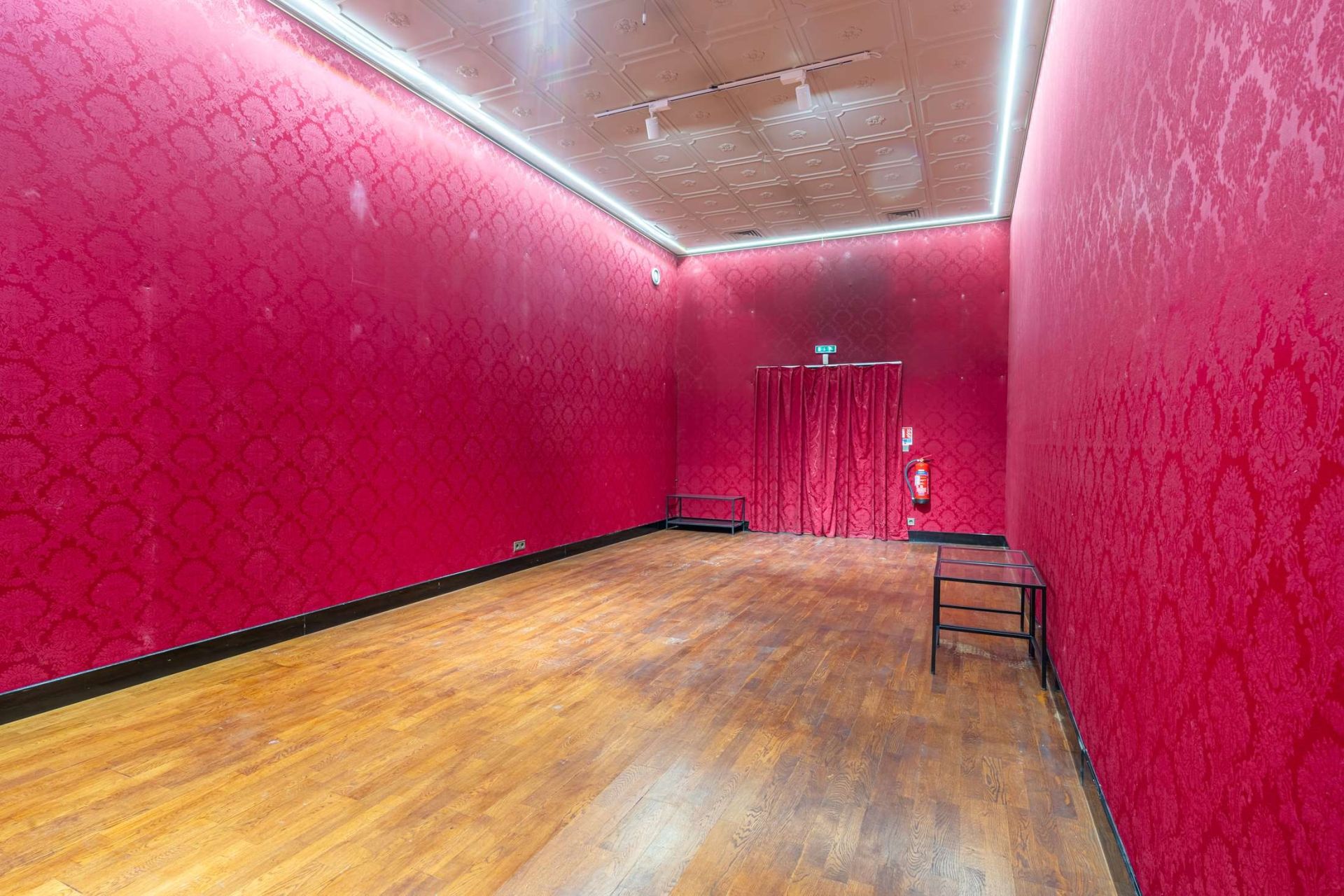 commercial local for sale on MONACO (98000)