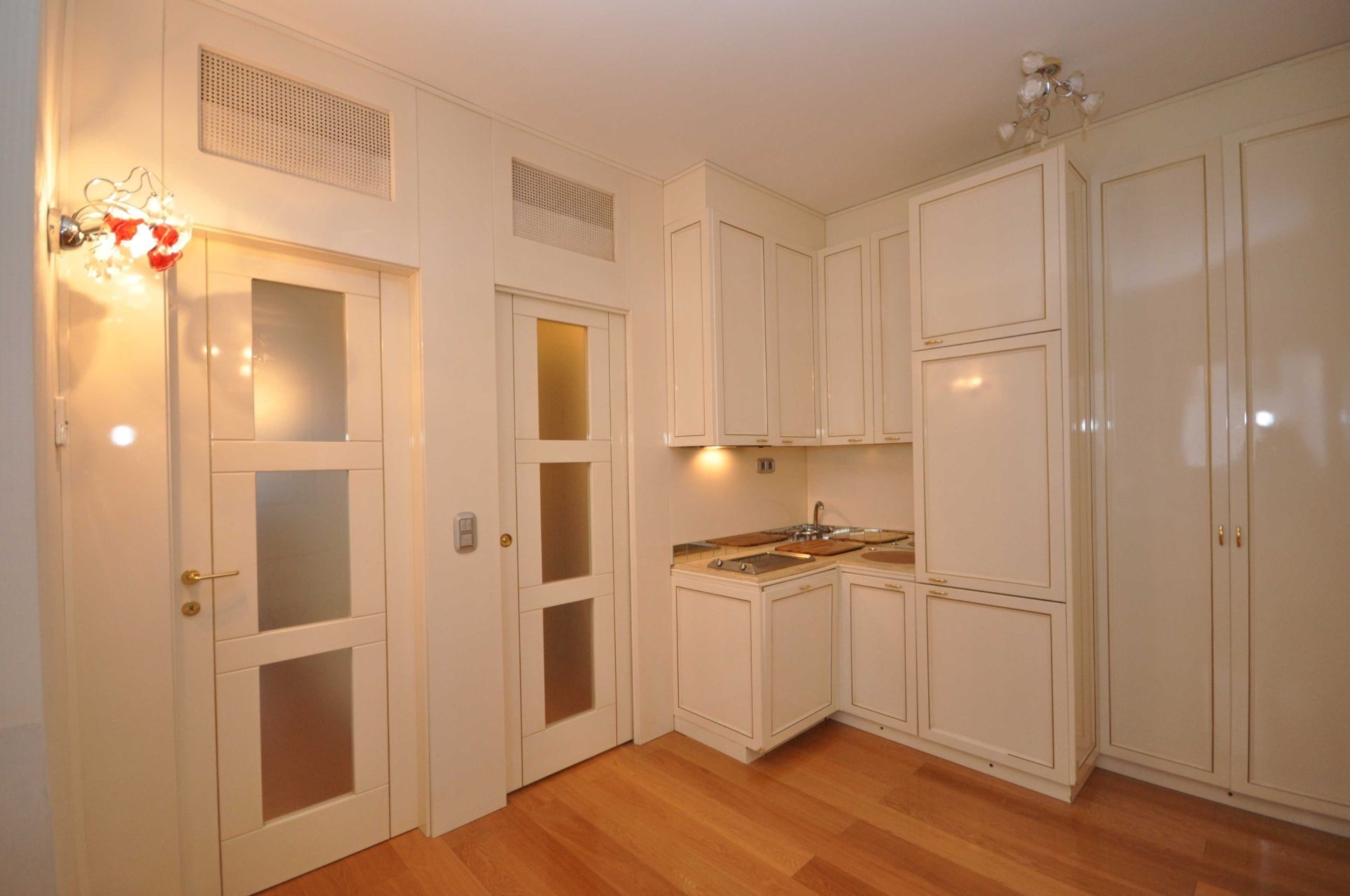 appartamento 3 Camere in vendita su MONACO (98000)