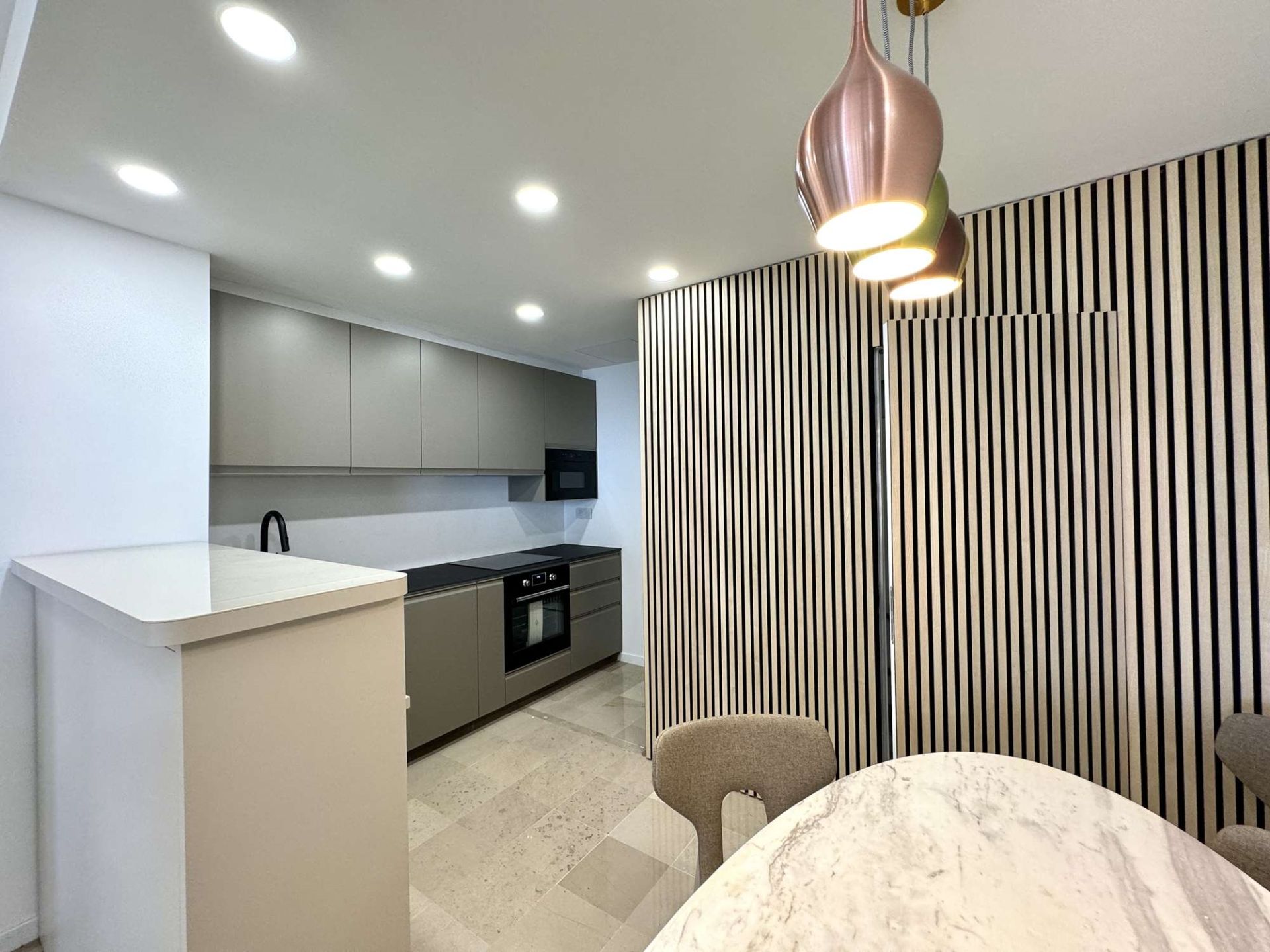 appartamento 4 Camere in vendita su MONACO (98000)