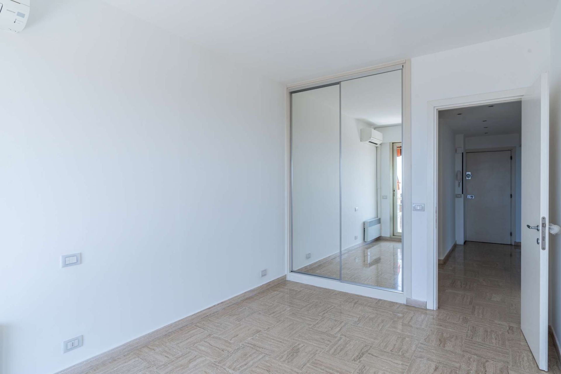 appartamento 2 Camere in vendita su MONACO (98000)