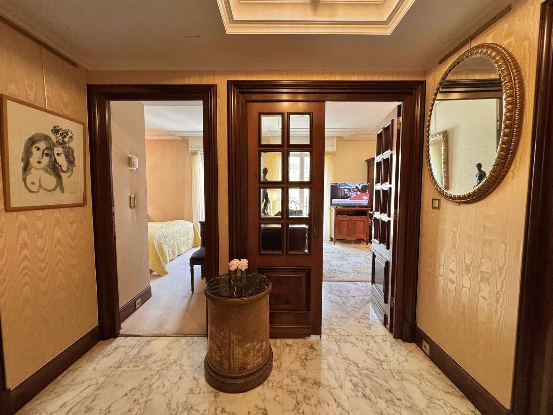 apartment 2 Rooms for sale on MONACO (98000)