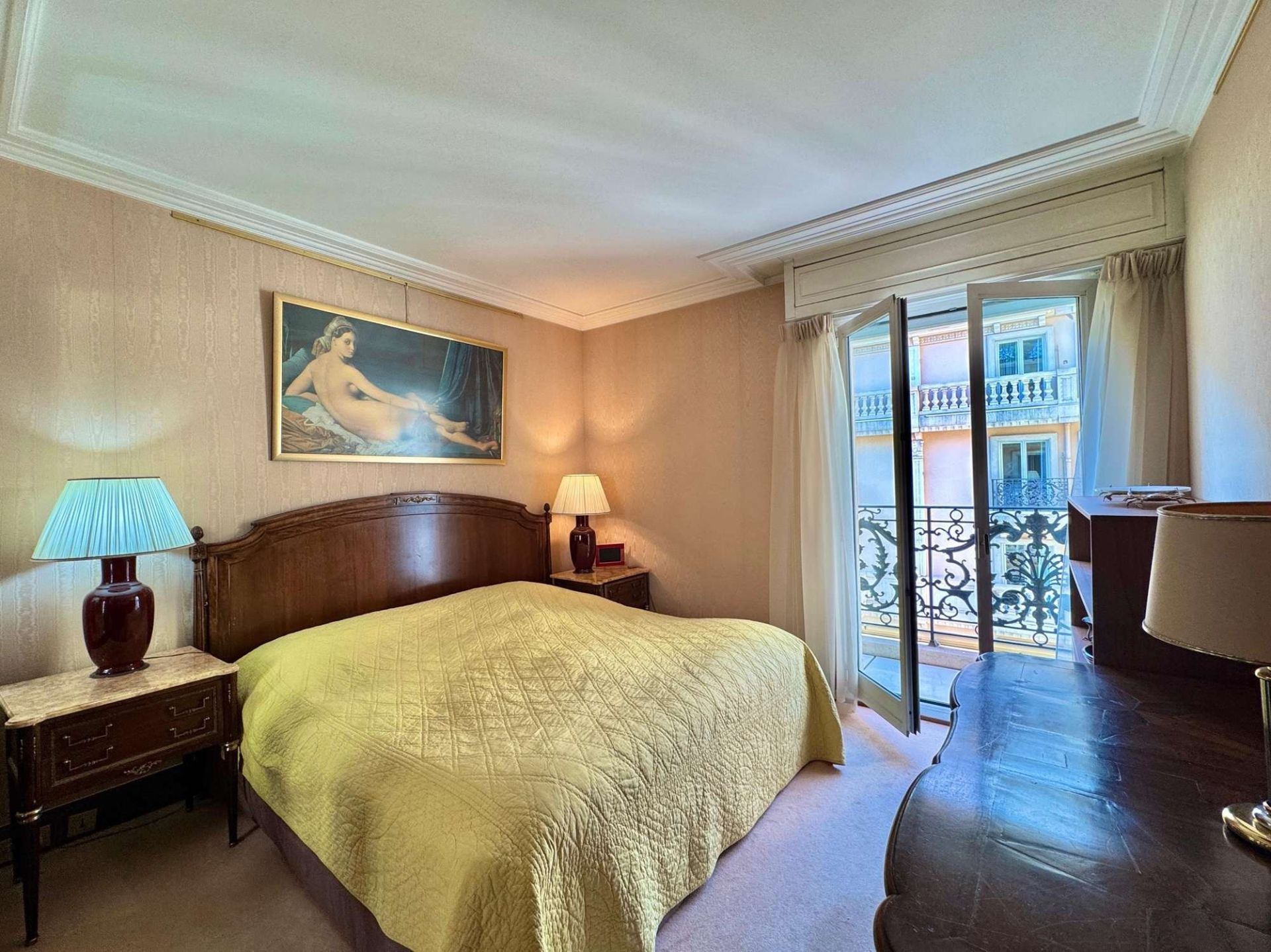 apartment 2 Rooms for sale on MONACO (98000)