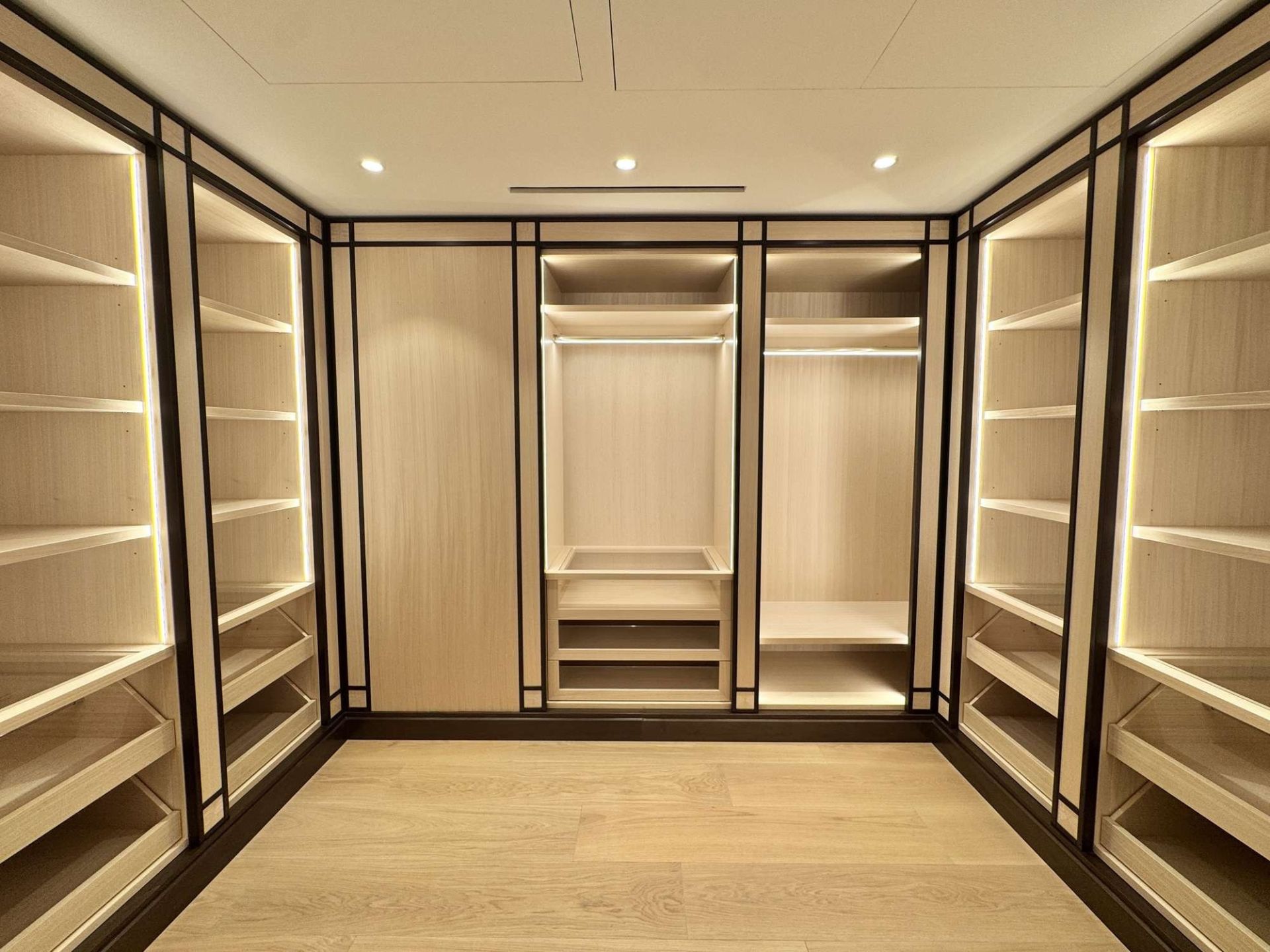 appartamento 6 Camere in vendita su MONACO (98000)