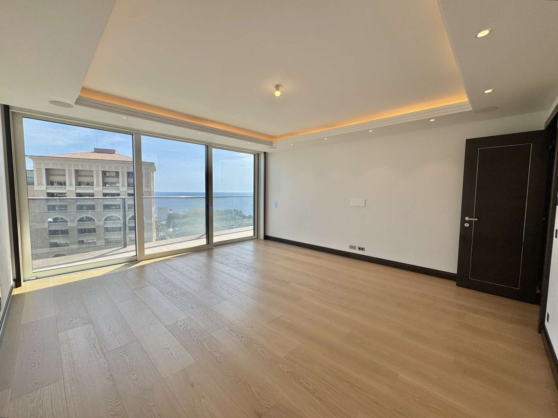 appartement 6 Pièces en vente sur MONACO (98000)
