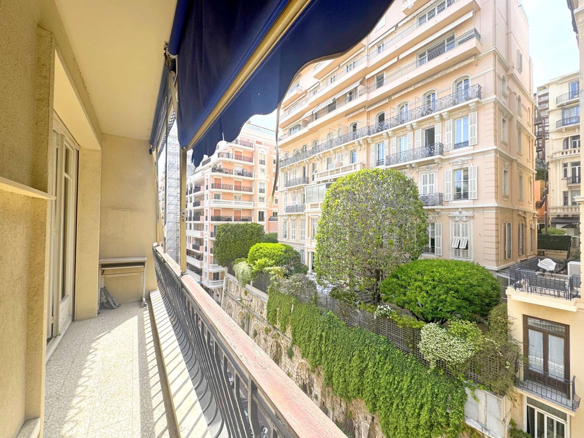 appartement 2 Pièces en vente sur MONACO (98000)