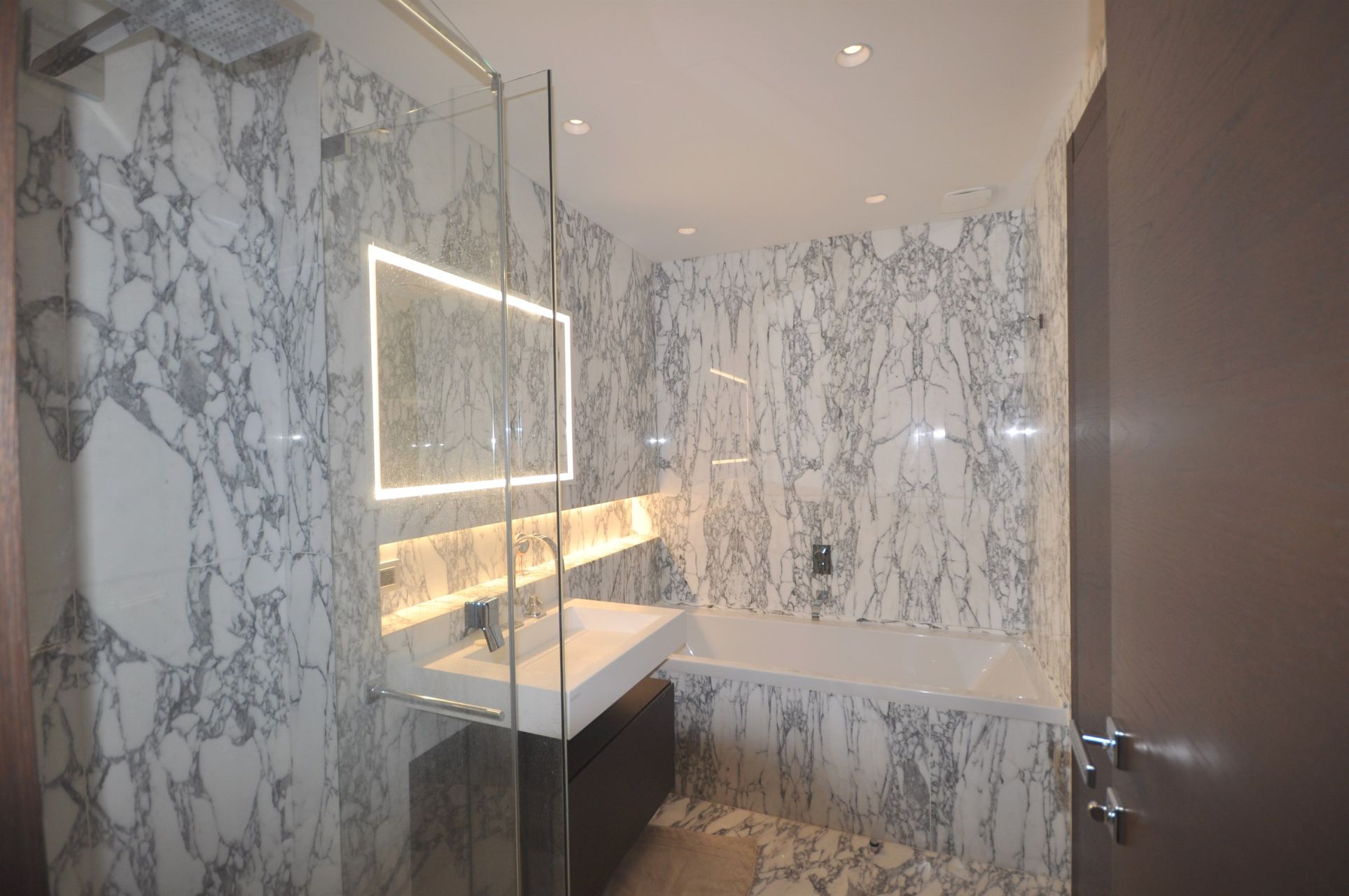 appartement 4 Pièces en location sur MONACO (98000)