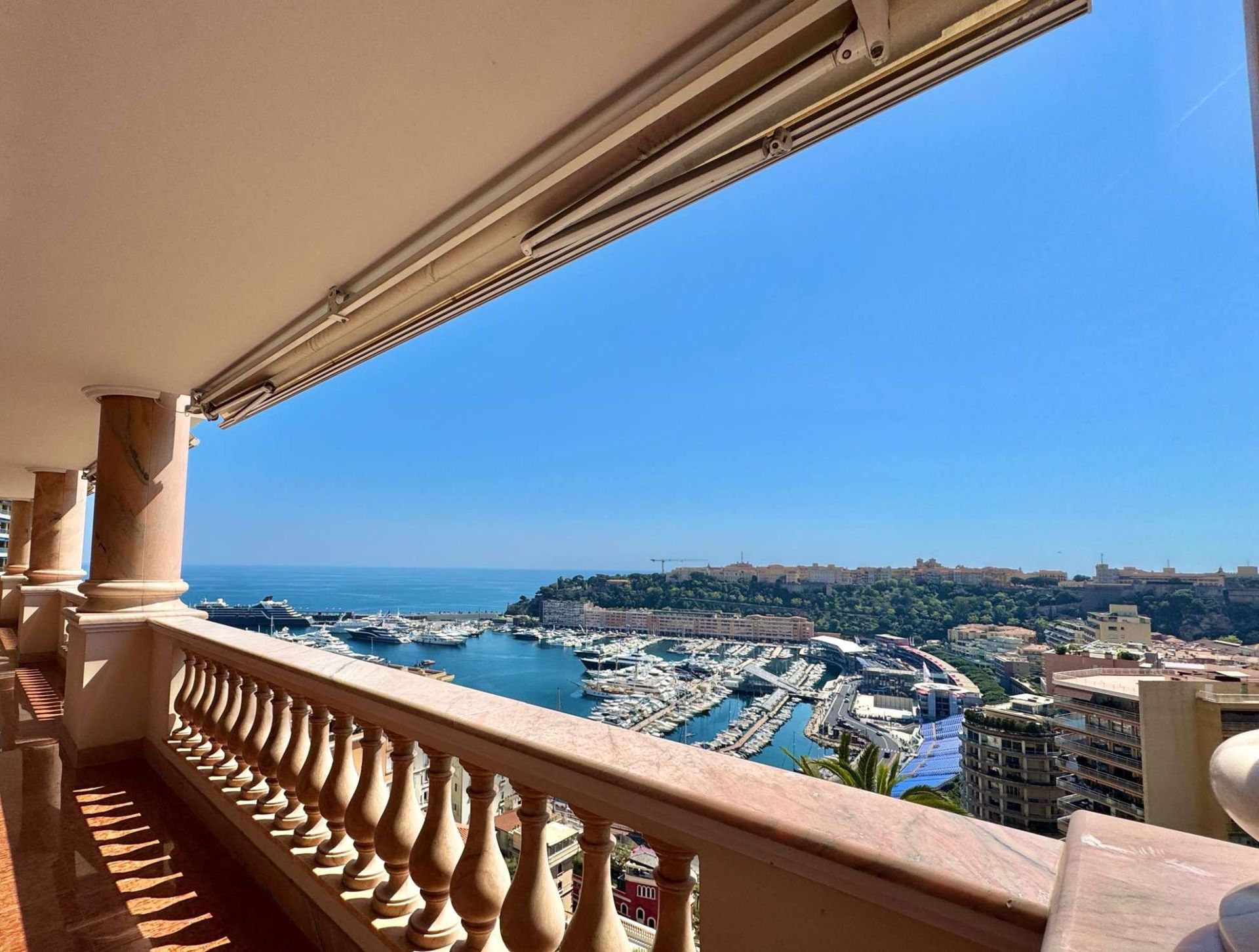 appartement 5 Pièces en vente sur MONACO (98000)