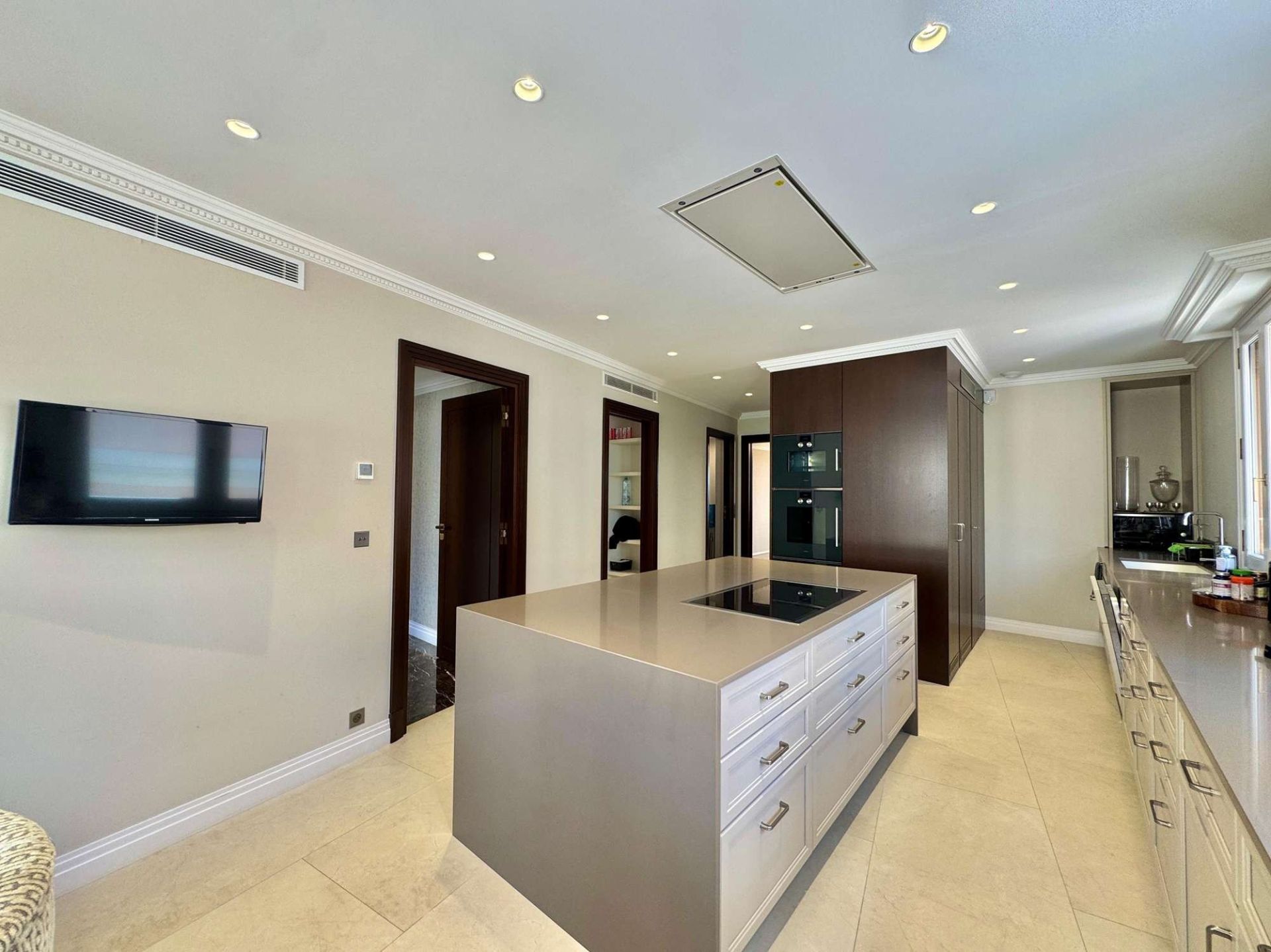 appartement 5 Pièces en vente sur MONACO (98000)