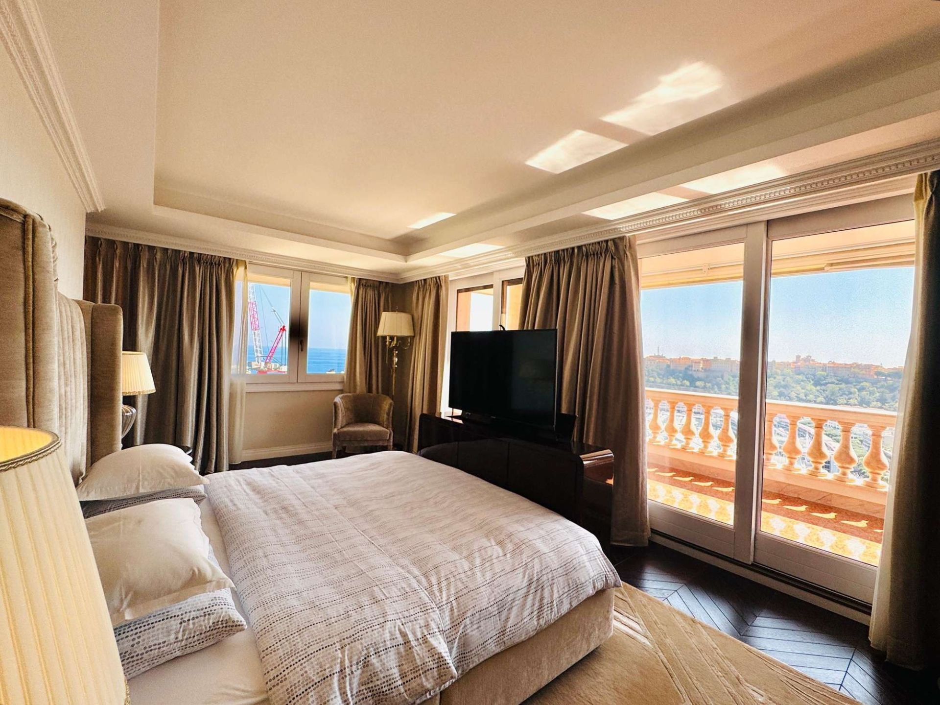 appartement 5 Pièces en vente sur MONACO (98000)