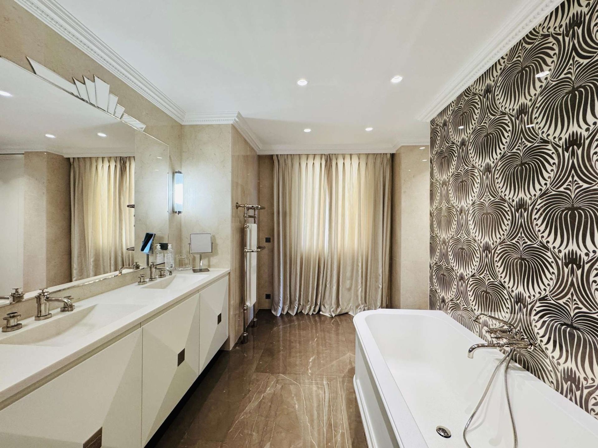 appartement 5 Pièces en vente sur MONACO (98000)