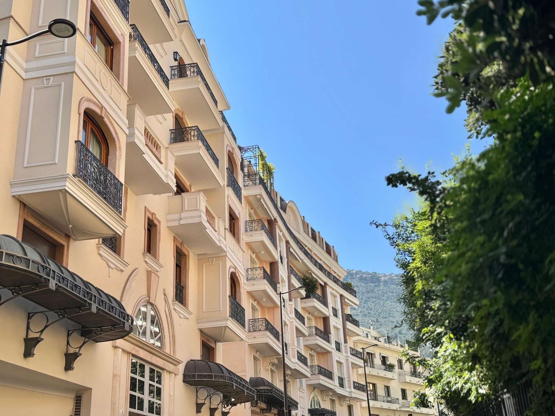 appartement 5 Pièces en vente sur MONACO (98000)