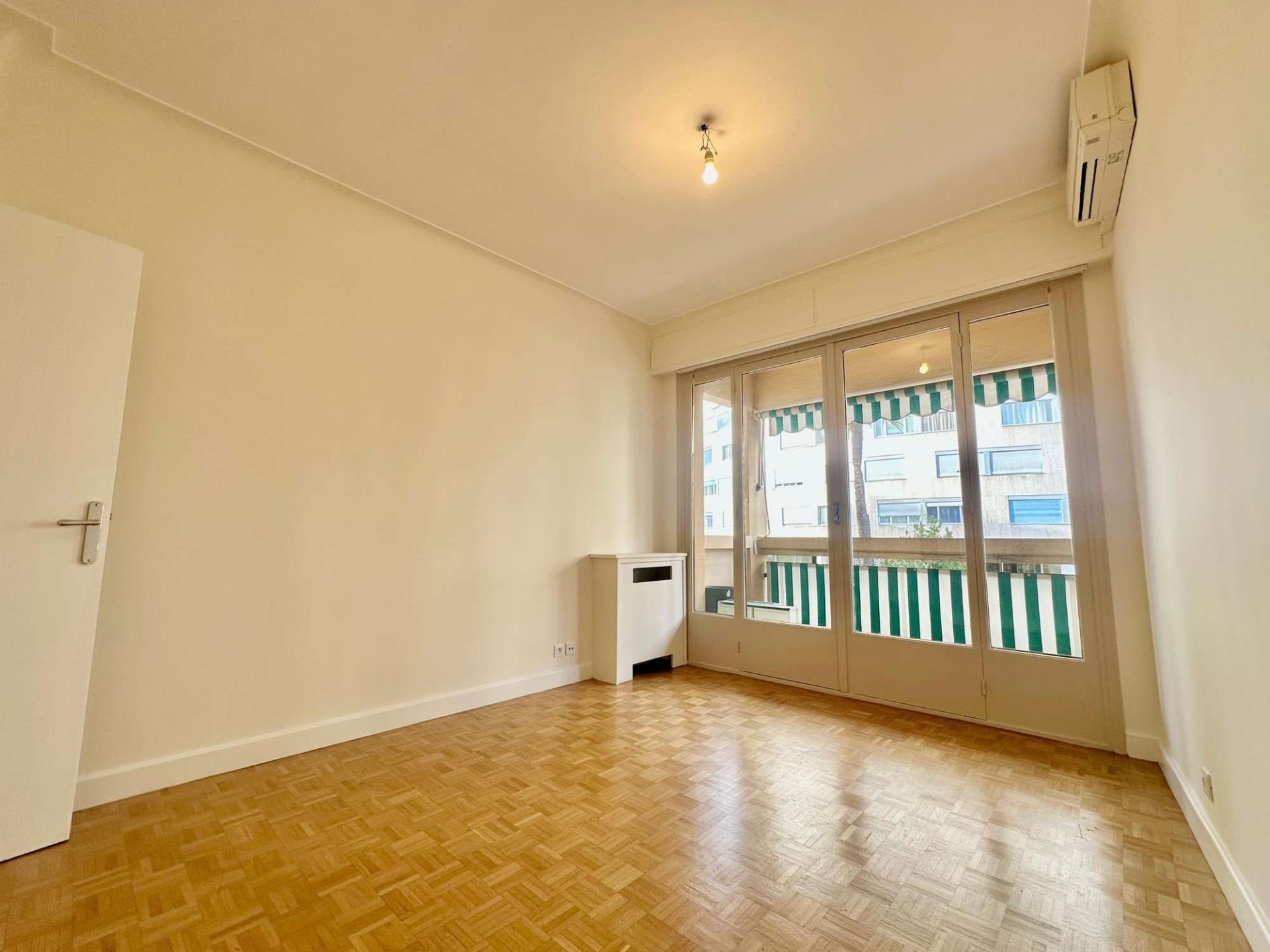 appartement 3 Pièces en vente sur MONACO (98000)