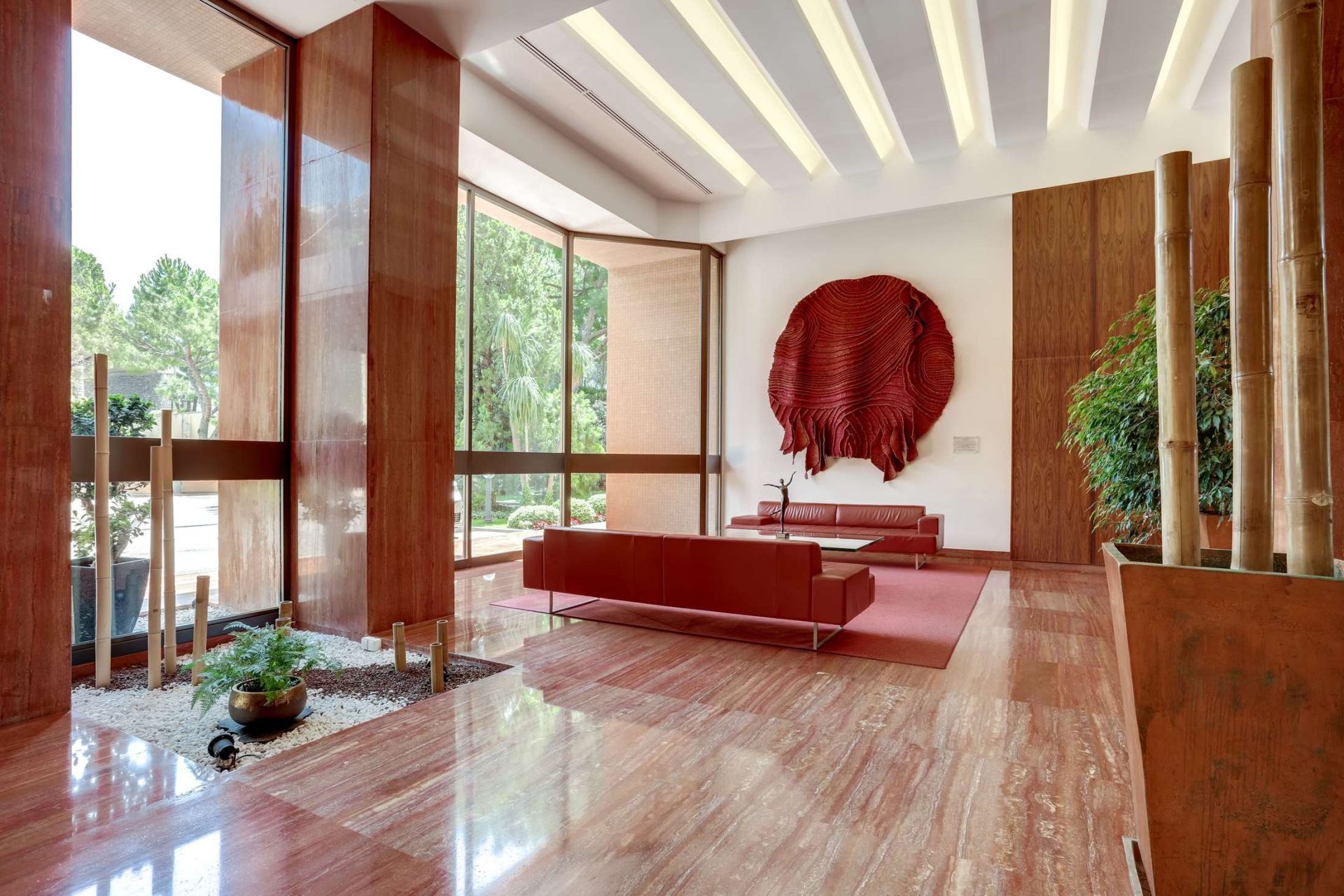 apartment 4 Rooms for rent on MONACO (98000)