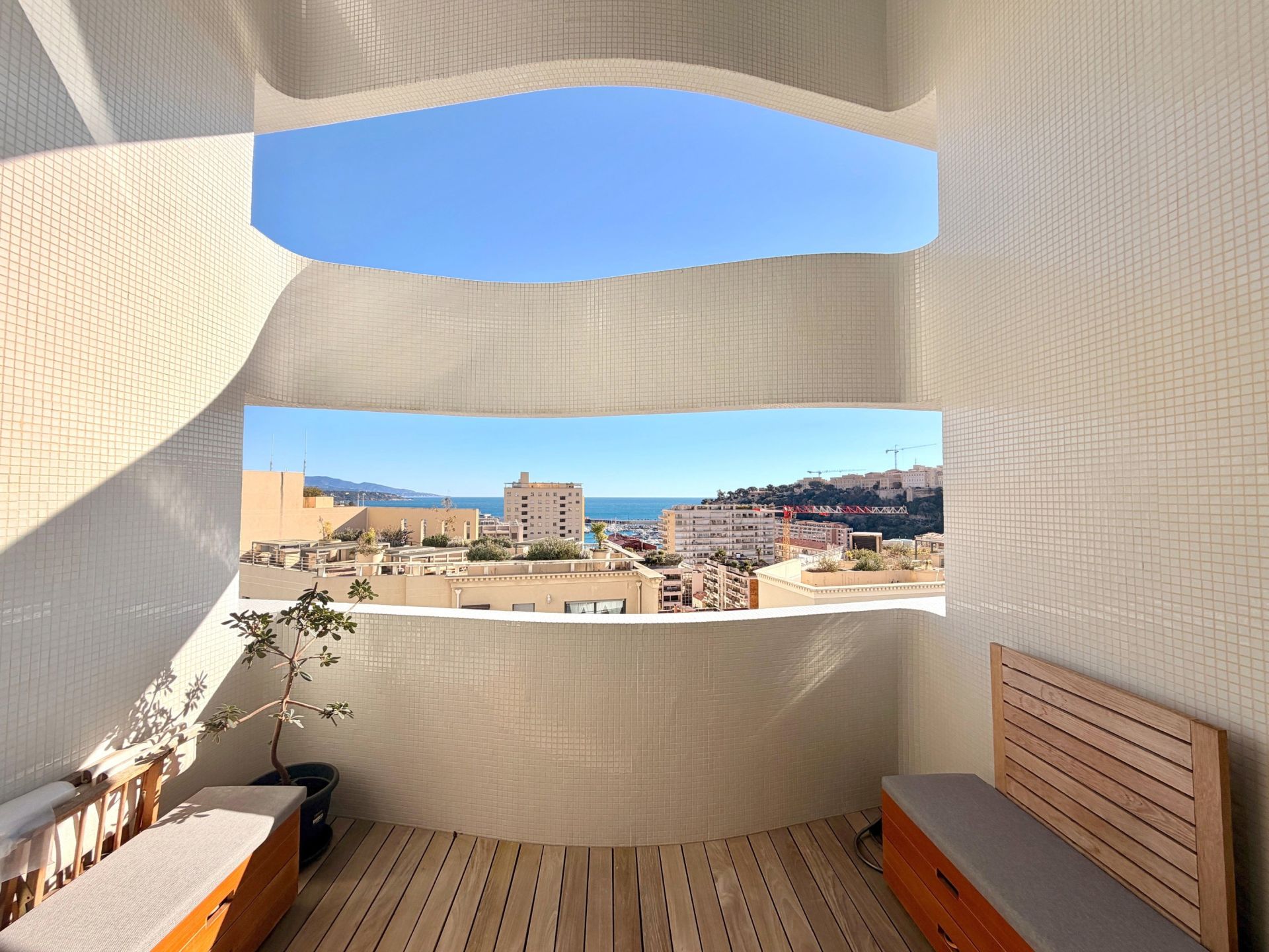 duplex 4 Pièces en vente sur MONACO (98000)