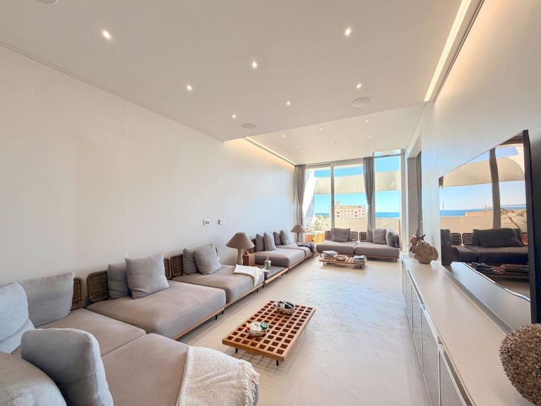 duplex 4 Pièces en vente sur MONACO (98000)