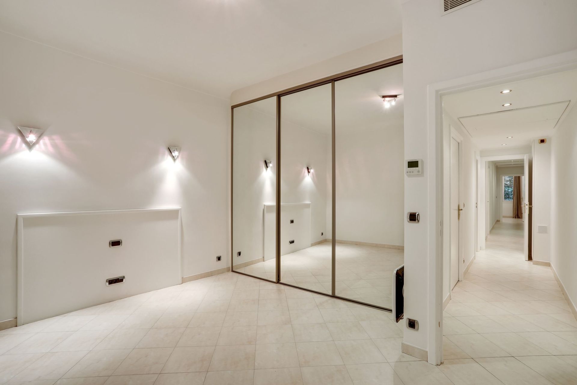 appartement 5 Pièces en location sur MONACO (98000)