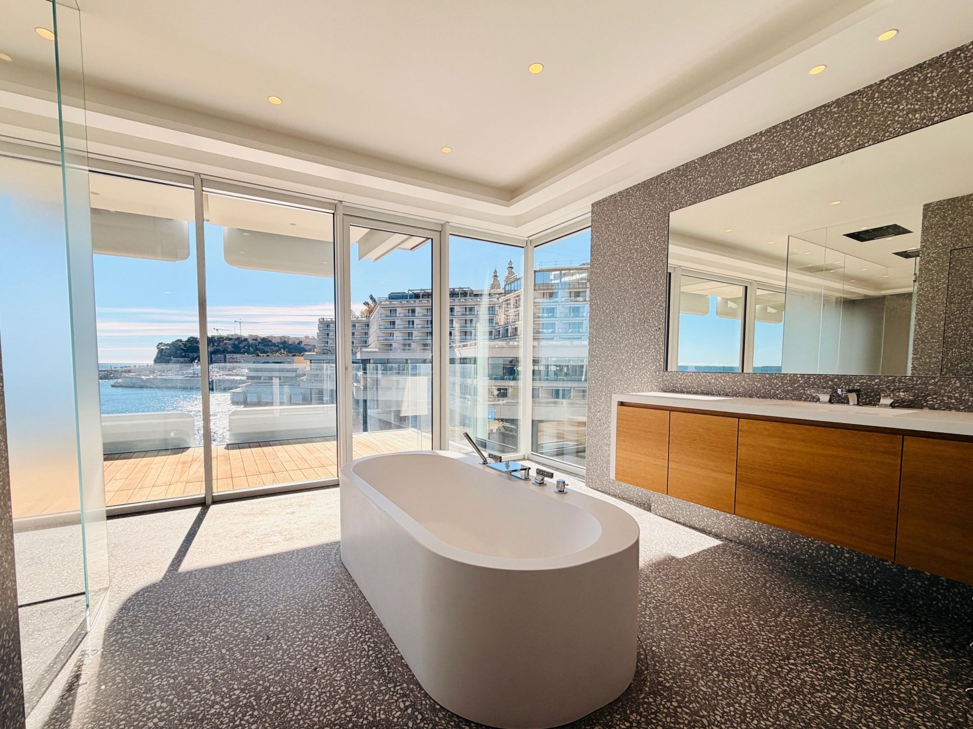 appartement 4 Pièces en vente sur MONACO (98000)