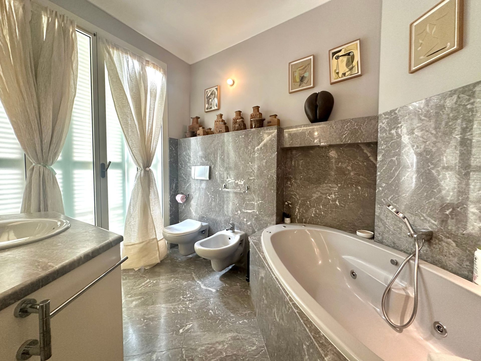 appartamento 6 Camere in vendita su MONACO (98000)