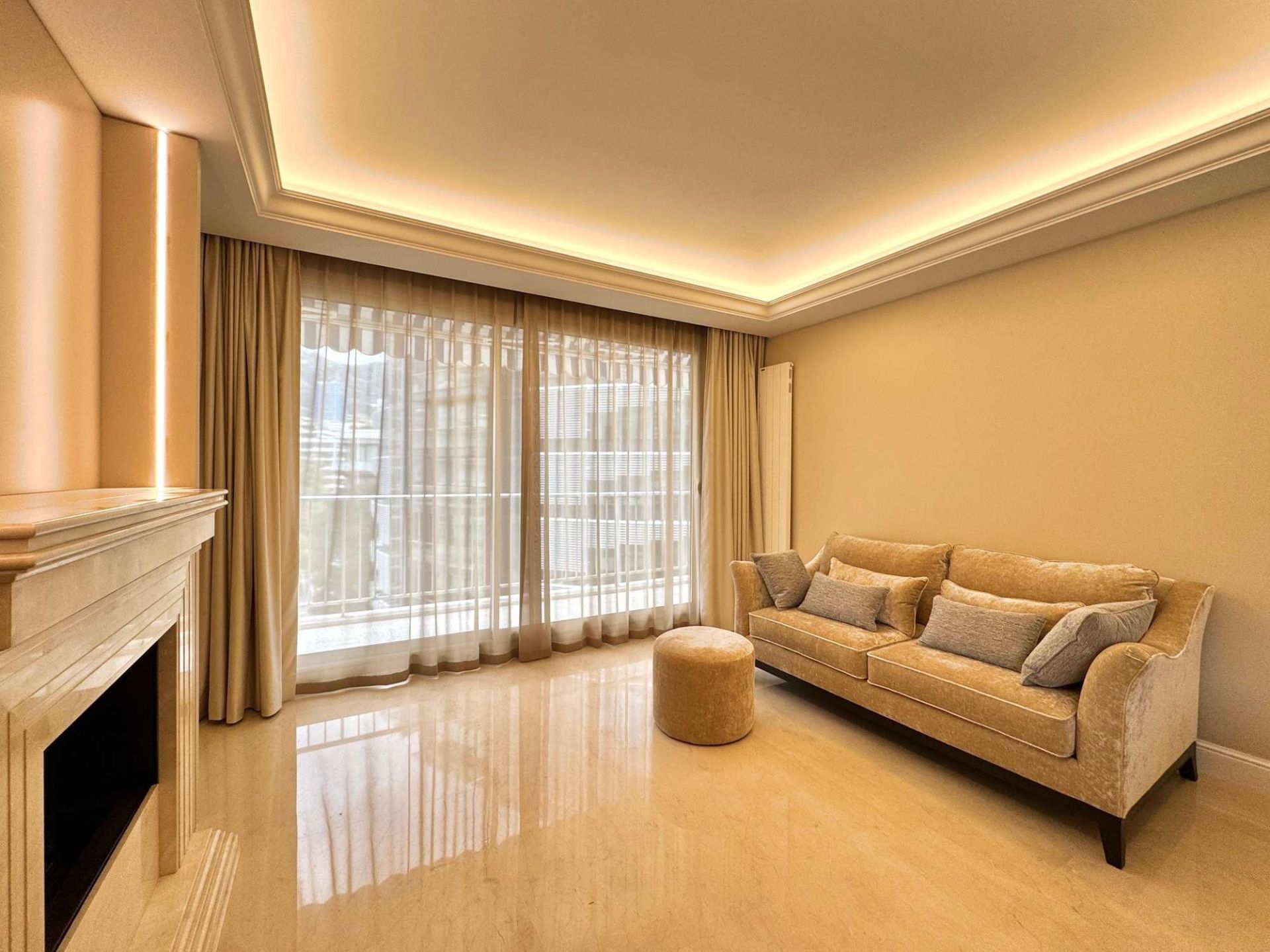 apartment 2 Rooms for rent on MONACO (98000)