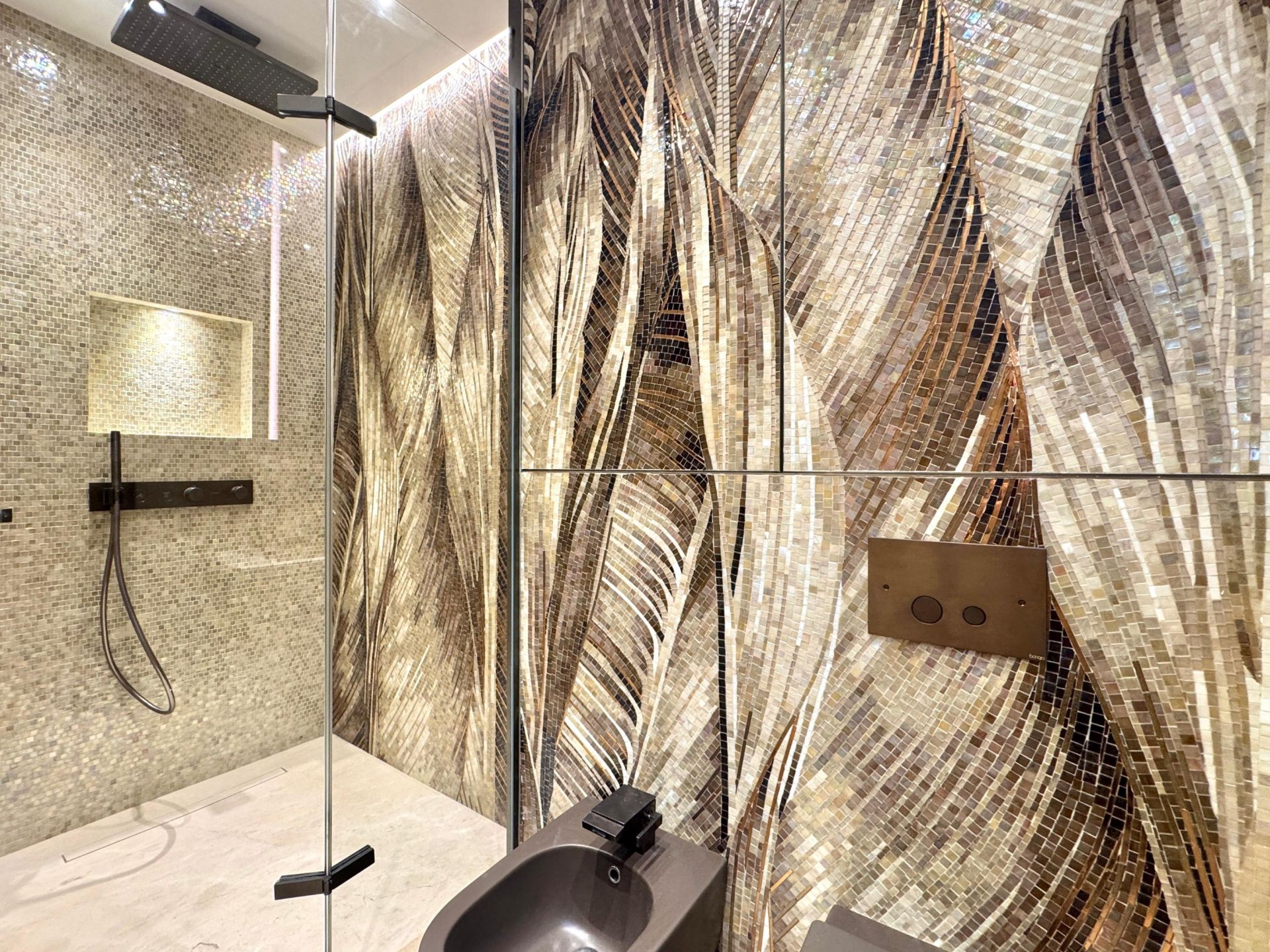 apartment 2 Rooms for rent on MONACO (98000)