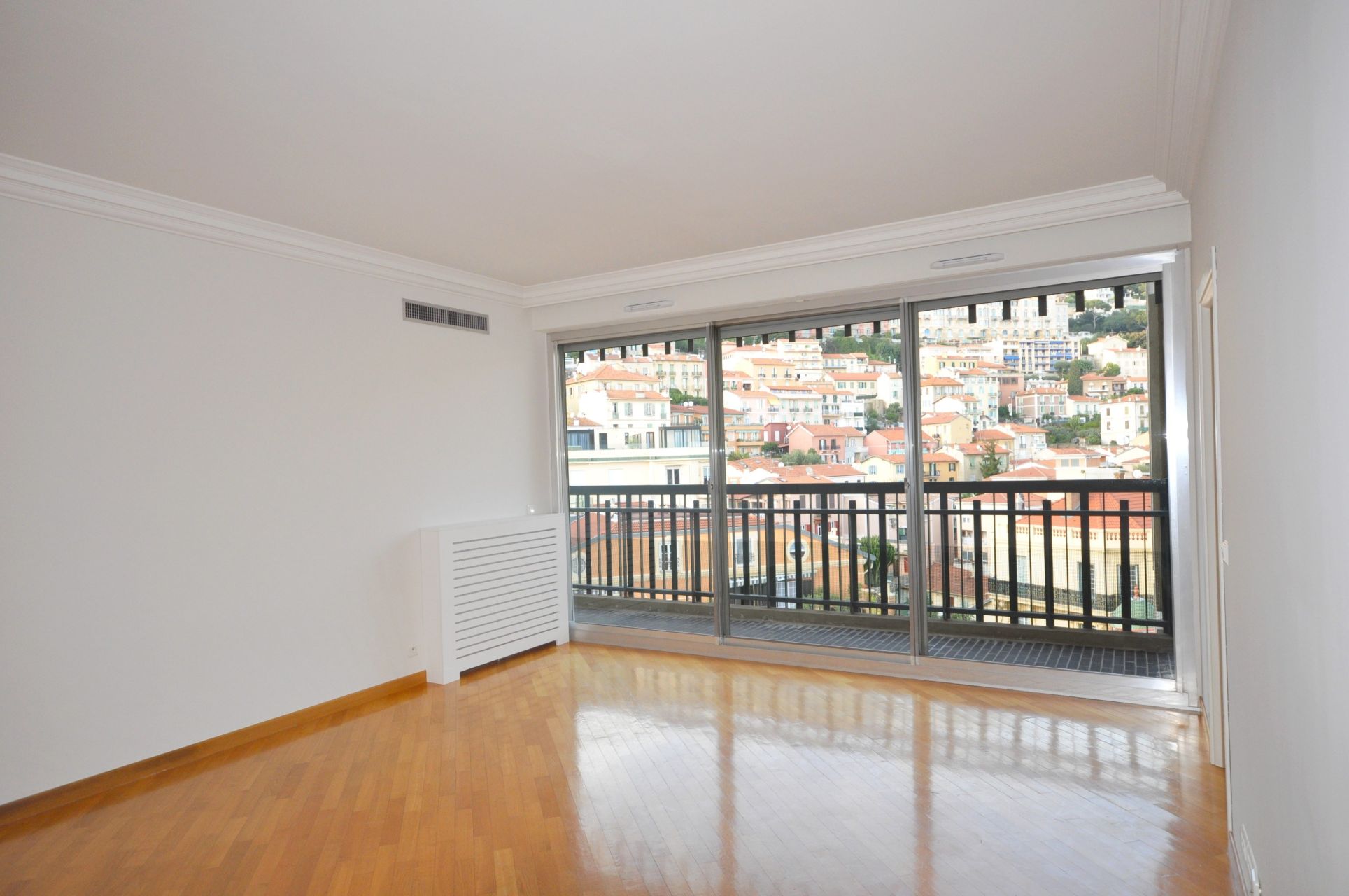appartement 3 Pièces en location sur MONACO (98000)