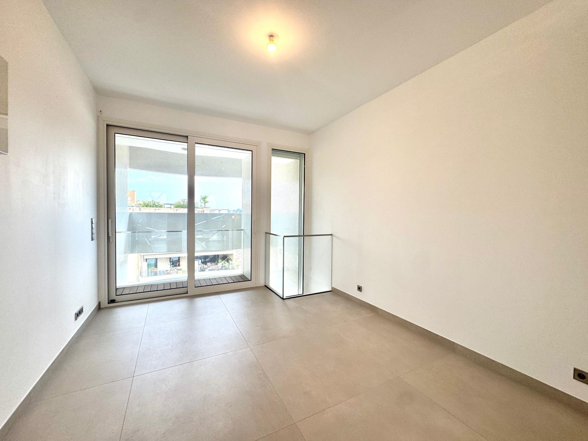 appartement 2 Pièces en location sur MONACO (98000)