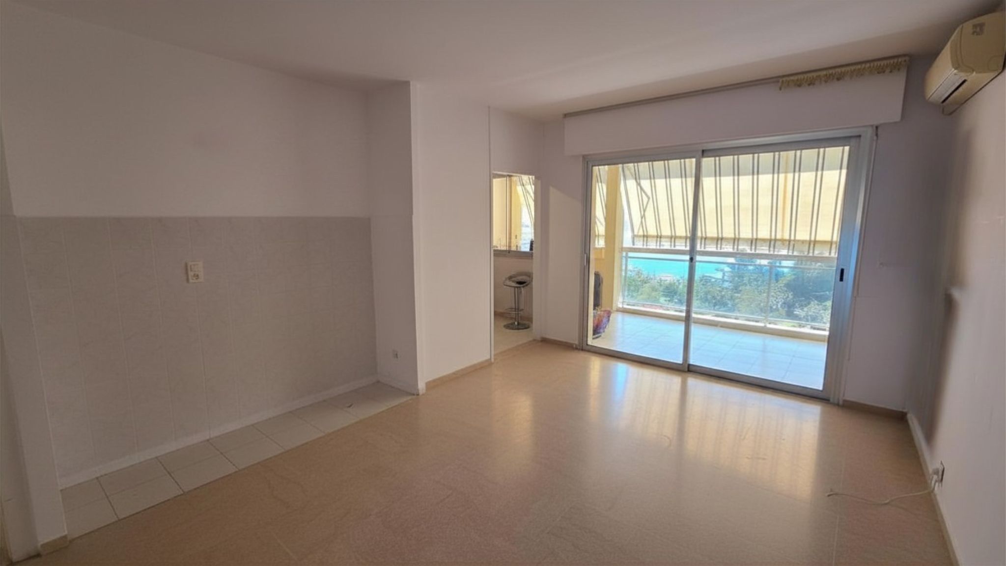 apartment 1 room for sale on MONACO (98000)