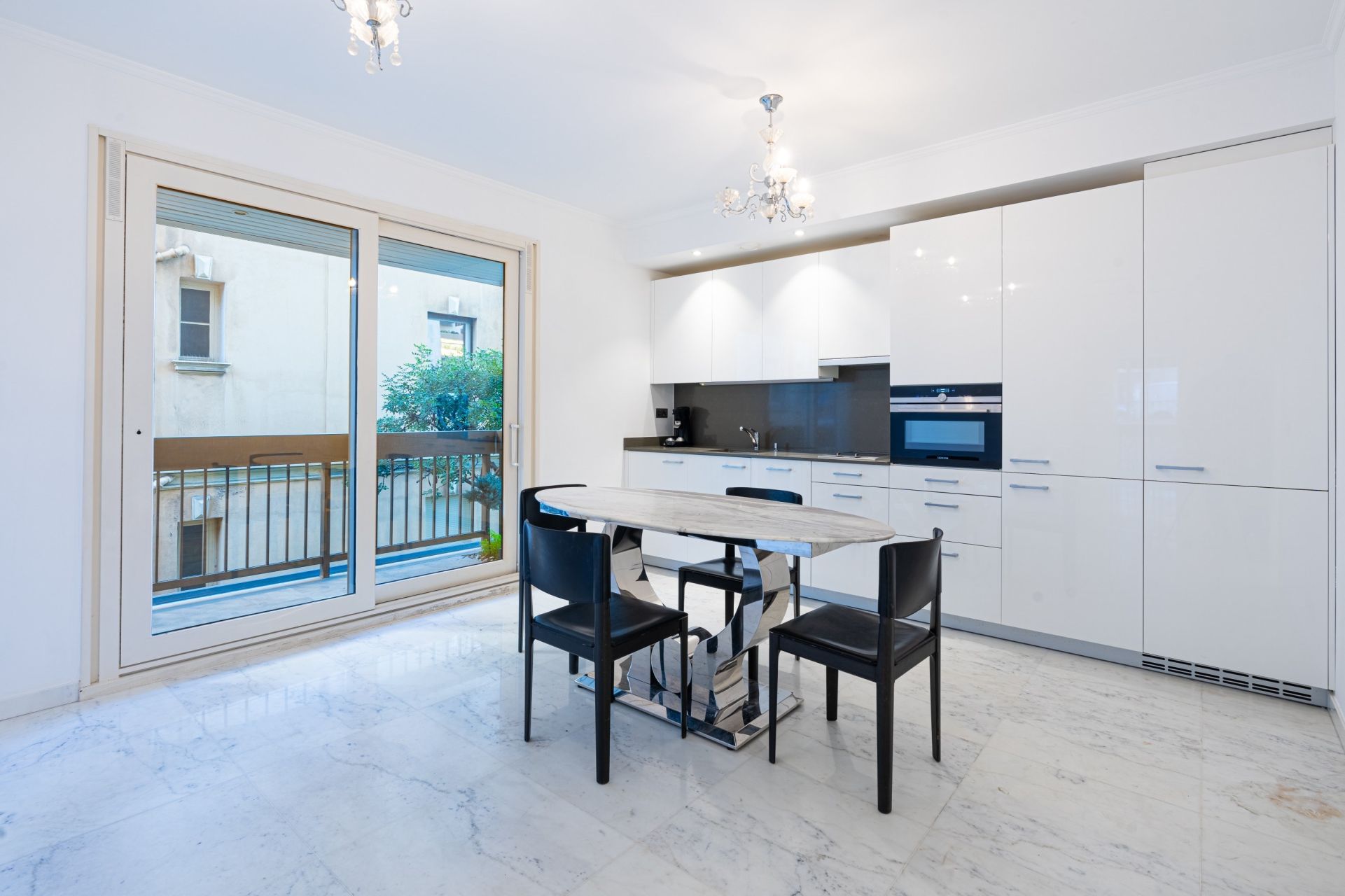 appartement 2 Pièces en vente sur MONACO (98000)