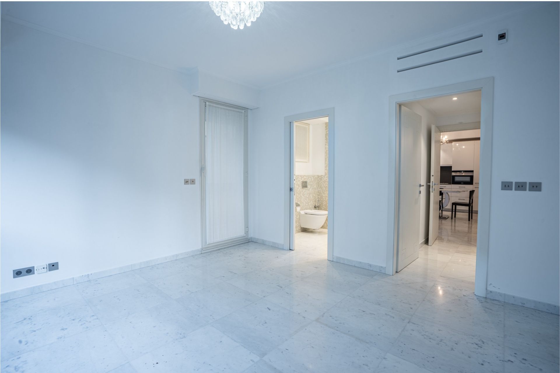 apartment 2 Rooms for sale on MONACO (98000)