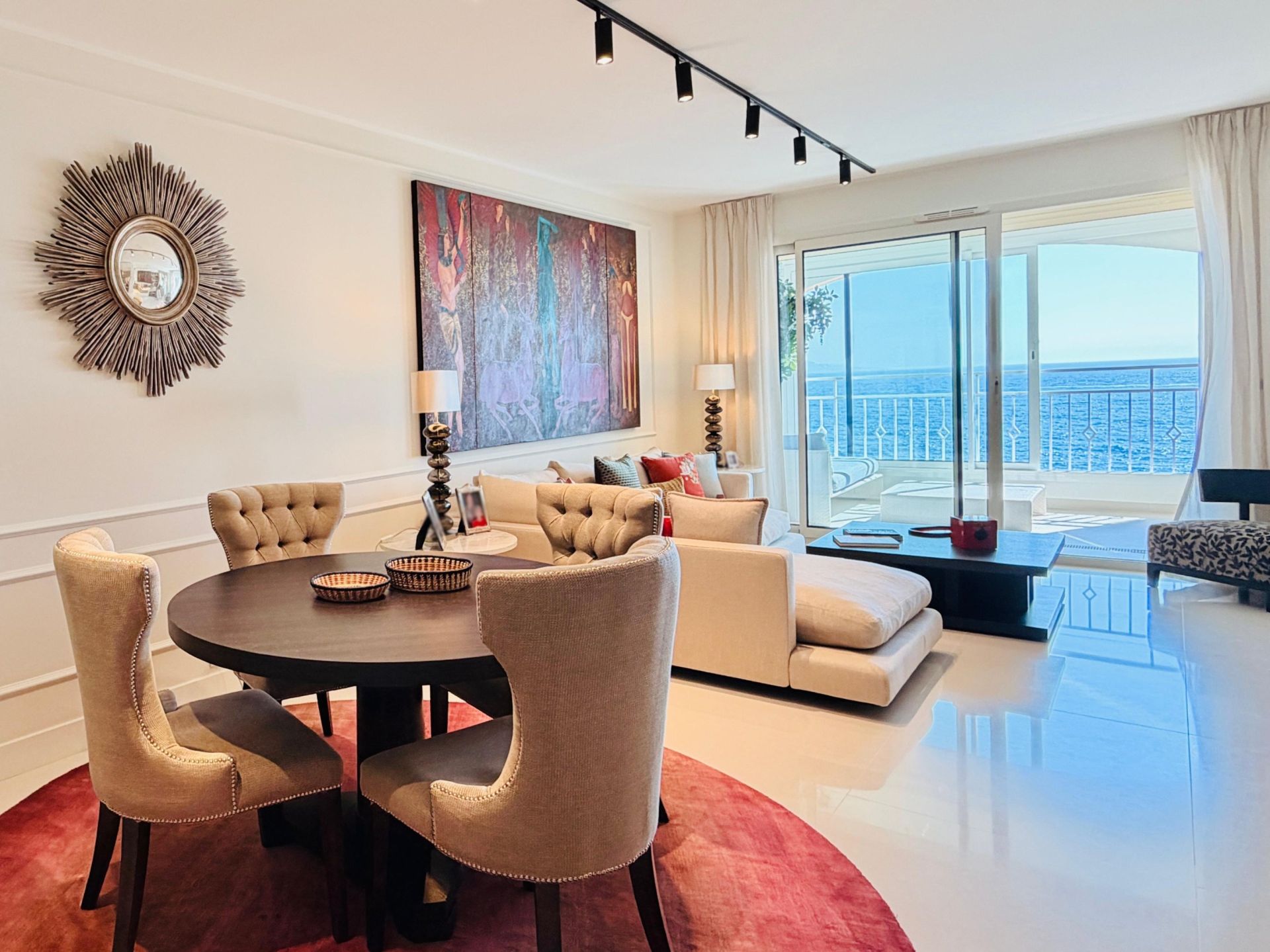 apartment 3 Rooms for rent on MONACO (98000)