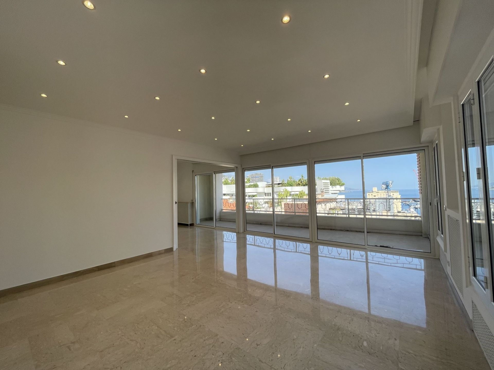 appartamento 5 Camere in affitto su MONACO (98000)