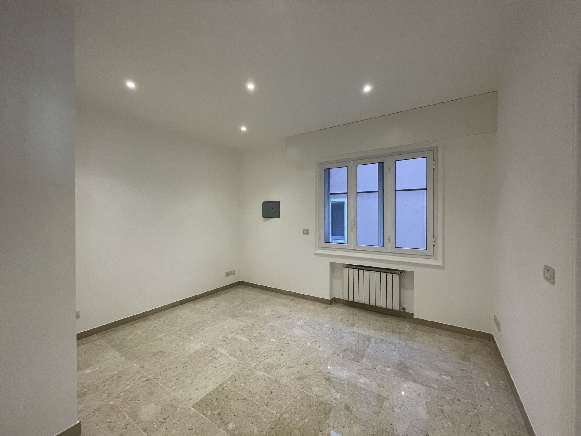 appartamento 5 Camere in affitto su MONACO (98000)
