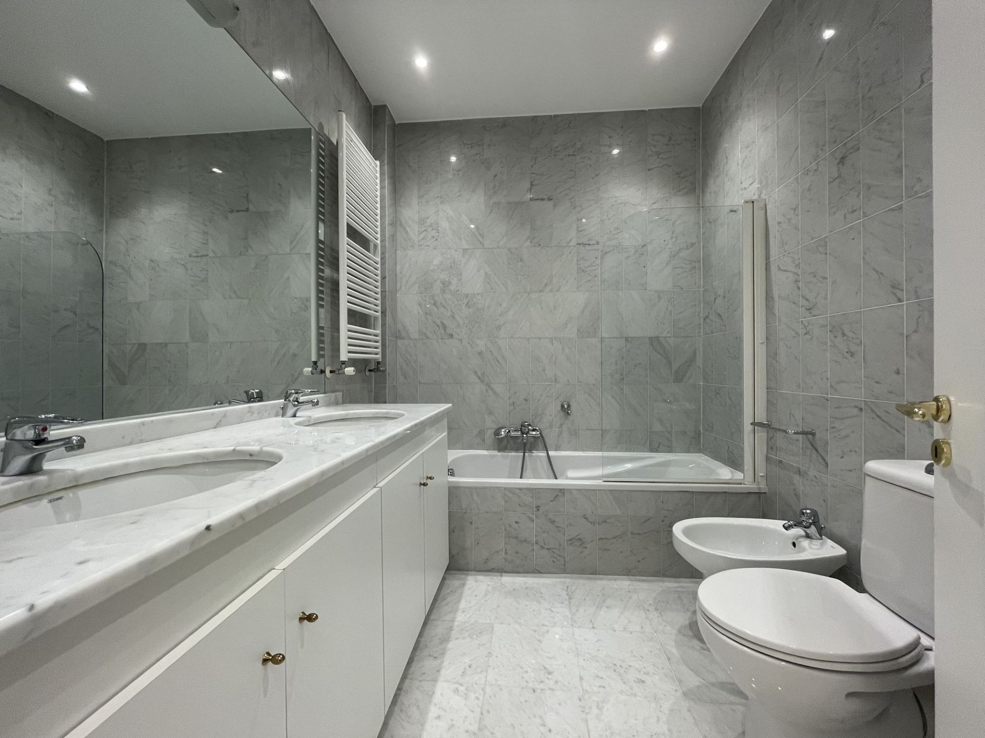 appartamento 5 Camere in affitto su MONACO (98000)