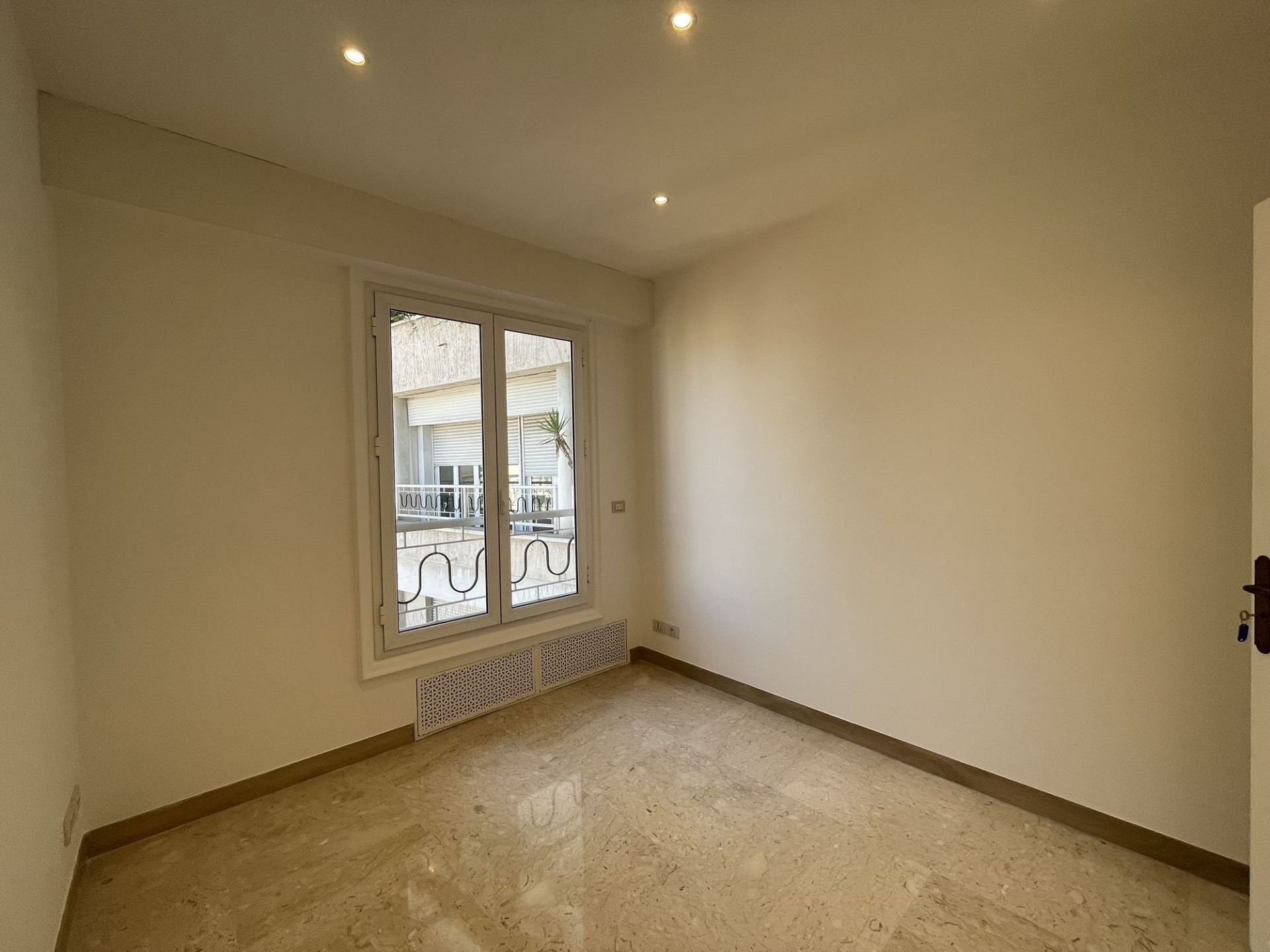 appartamento 5 Camere in affitto su MONACO (98000)