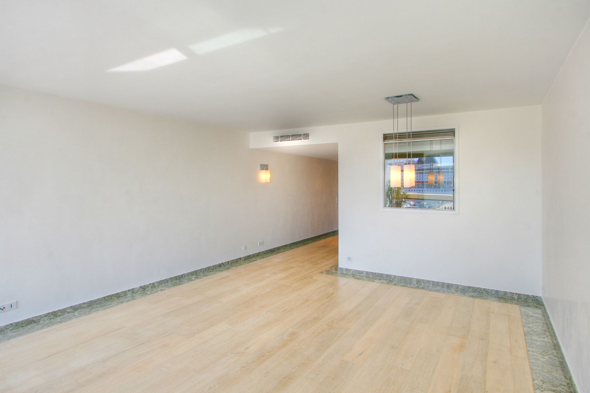 appartement 2 Pièces en vente sur MONACO (98000)