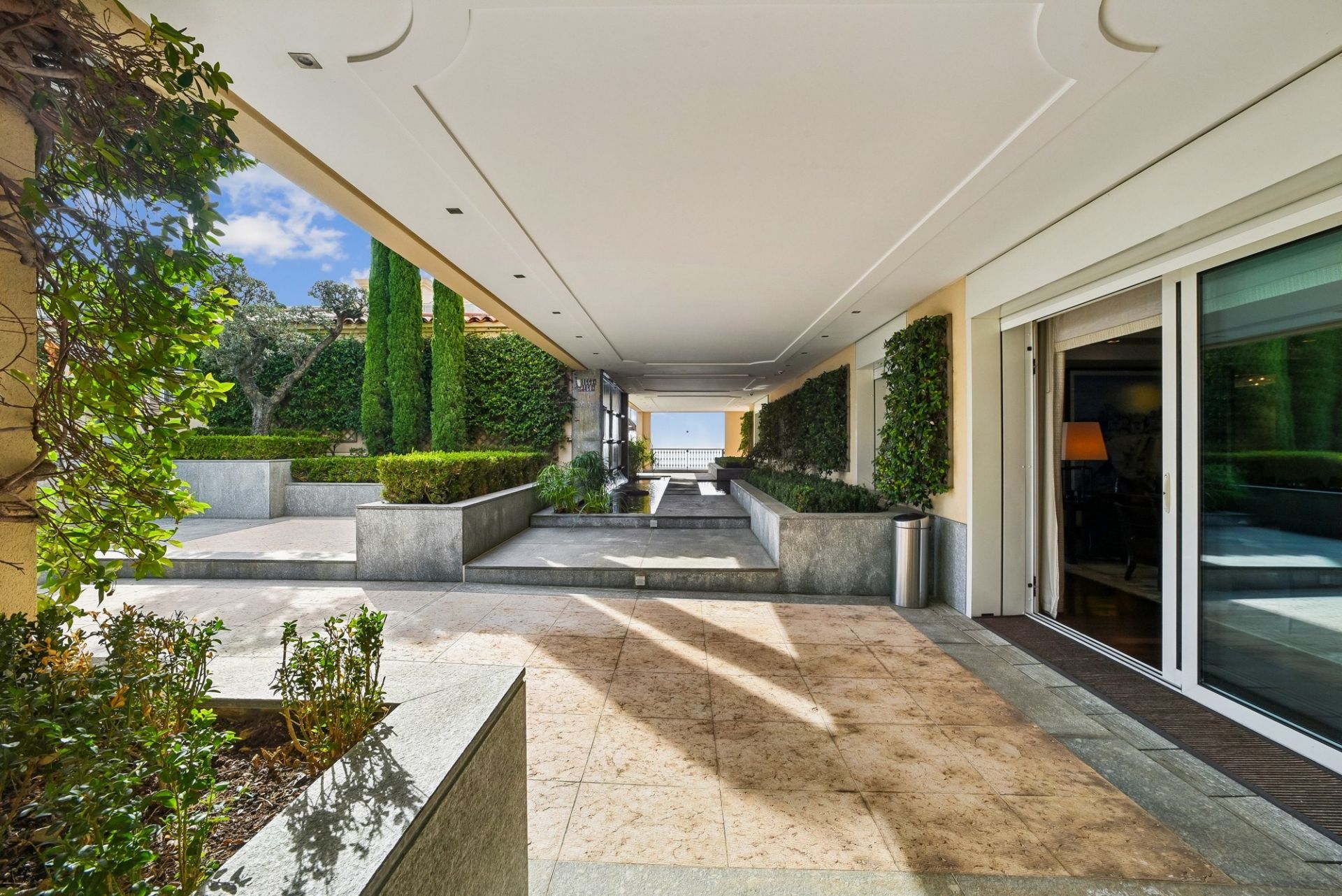 appartement 10 Pièces en vente sur MONACO (98000)