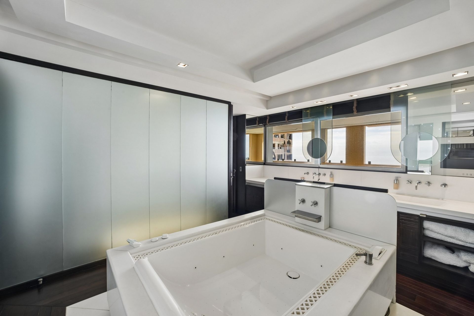 appartement 10 Pièces en vente sur MONACO (98000)