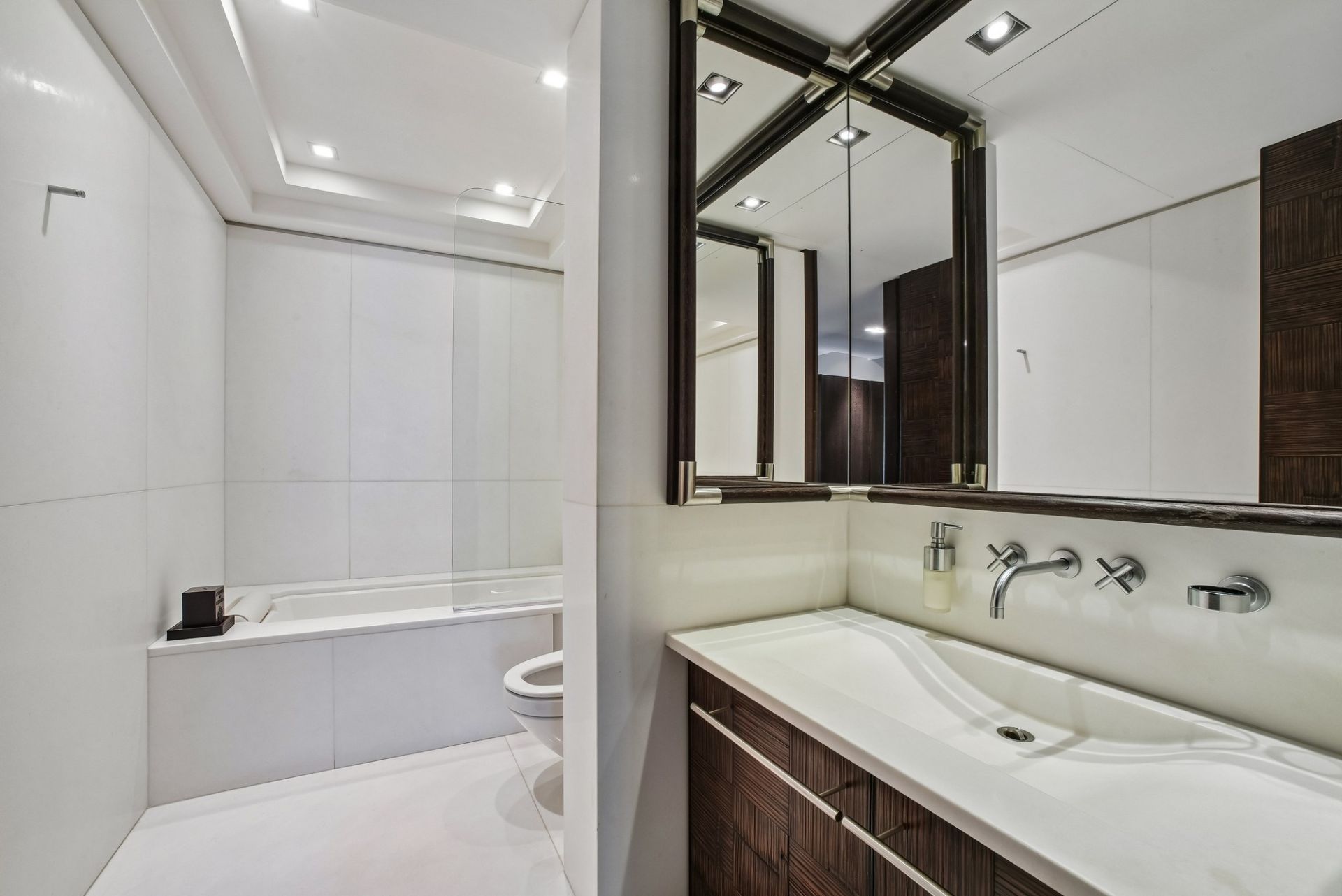 appartement 10 Pièces en vente sur MONACO (98000)